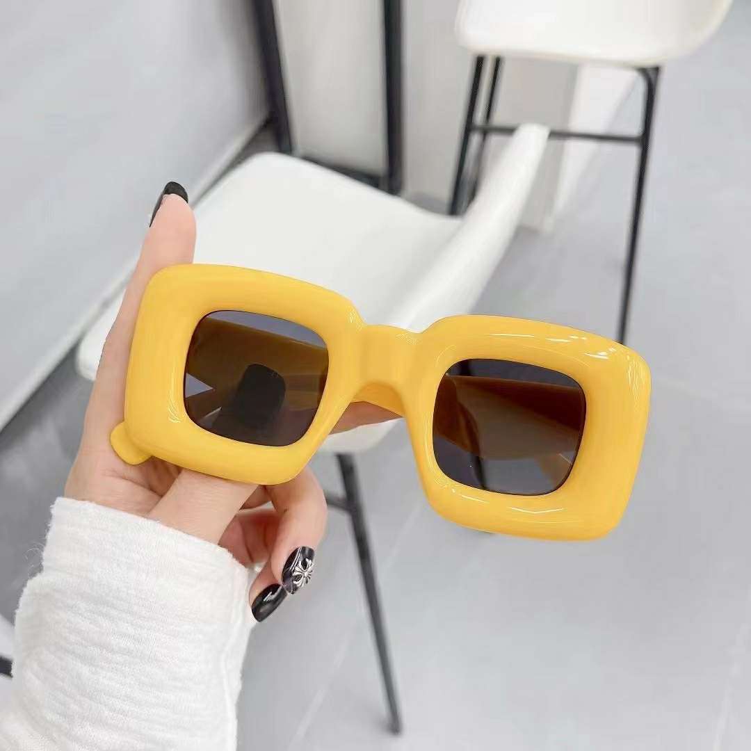 The latest bestseller, an Instagram influencer, retro and quirky, travel street style sunglasses pic 16