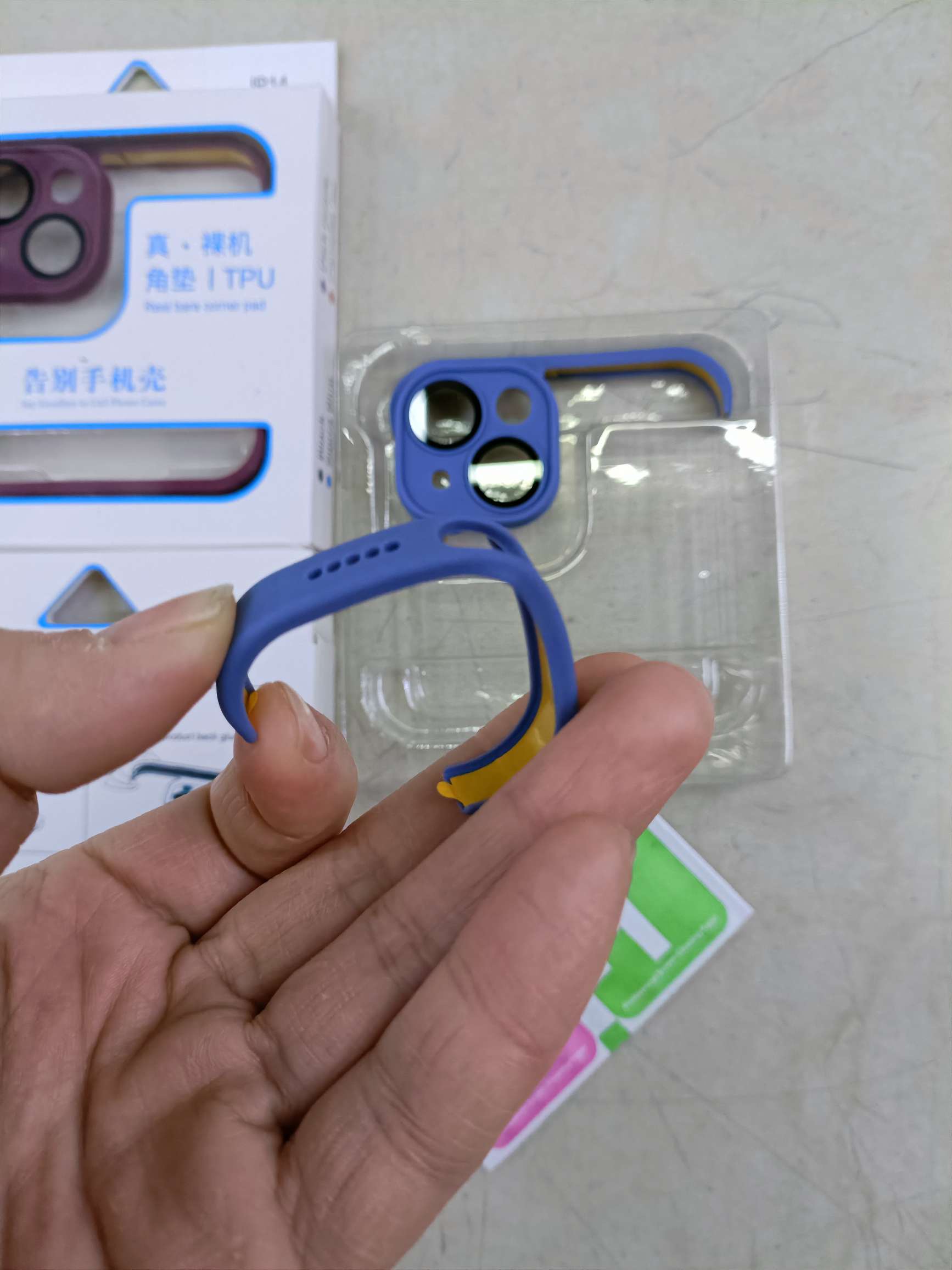 The tpu frame of the mobile phone lens film foot pad is truly borderless for Apple 12-14 series Application Scenario