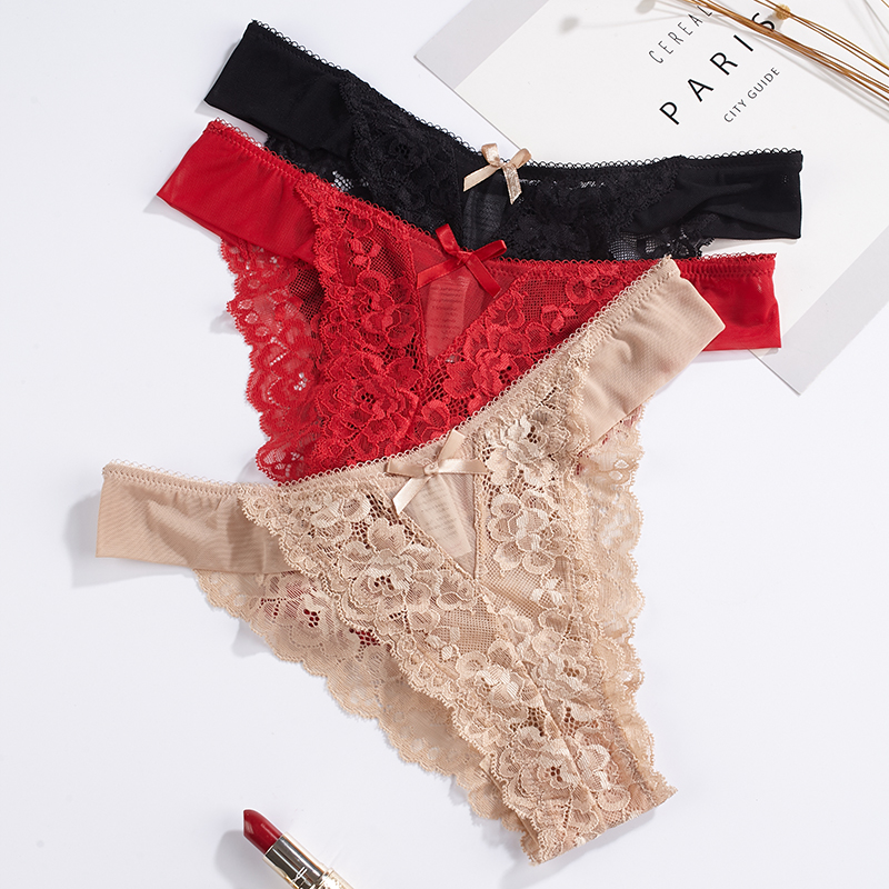 The Mystery of the Magic Box Lace Women's Underwear Pure Desire Lace fringed Japanese sexy low-waisted solid color cut-out thin cotton base cotton women's thong