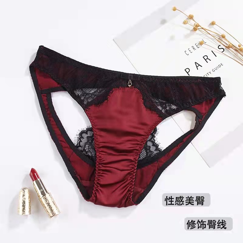 The Mystery of the Magic Box: High-end women's sexy lace eyelashes with a slit at the back, tempting, comfortable and breathable diamond-encrusted lace underwear Item Picture