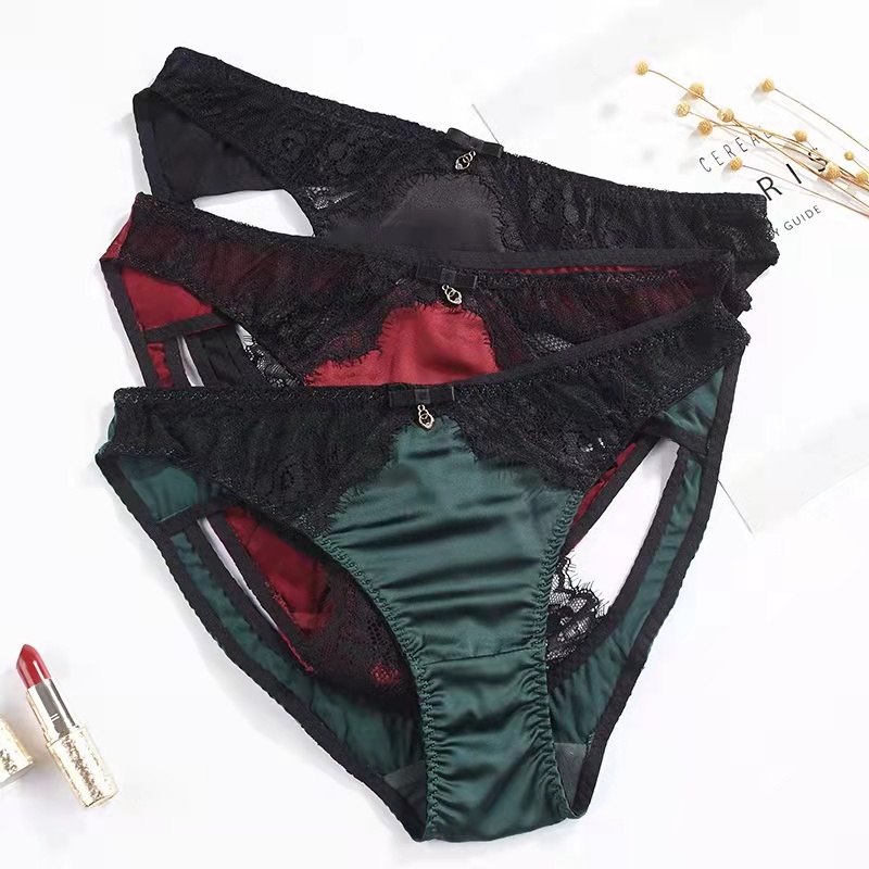 The Mystery of the Magic Box: High-end women's sexy lace eyelashes with a slit at the back, tempting, comfortable and breathable diamond-encrusted lace underwear Specification image