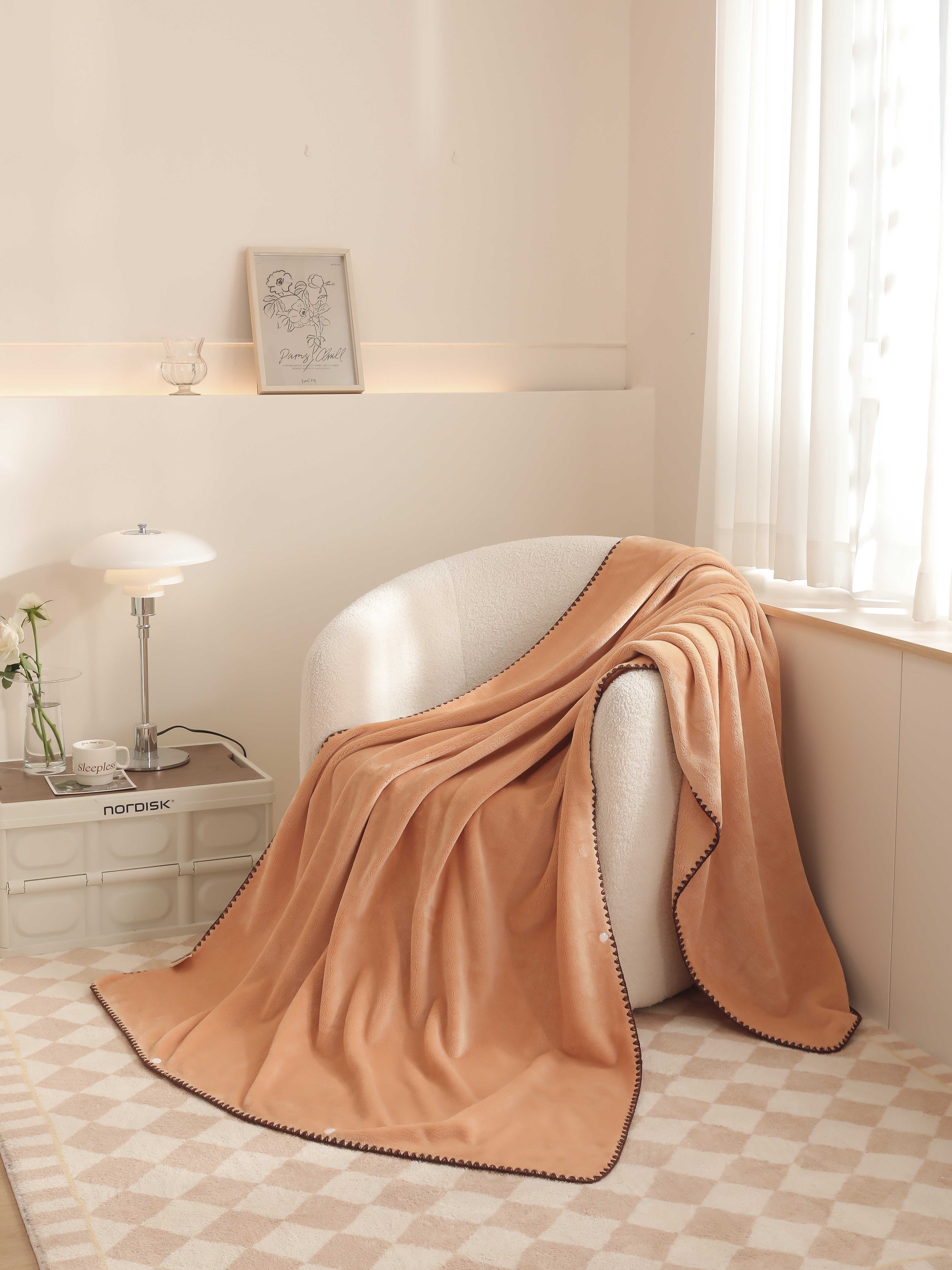 可爱风法兰绒毛毯冬季库存纯色法莱绒披肩盖毯午休裙毯柔软舒适毛毯 爆款推荐 法兰绒毯