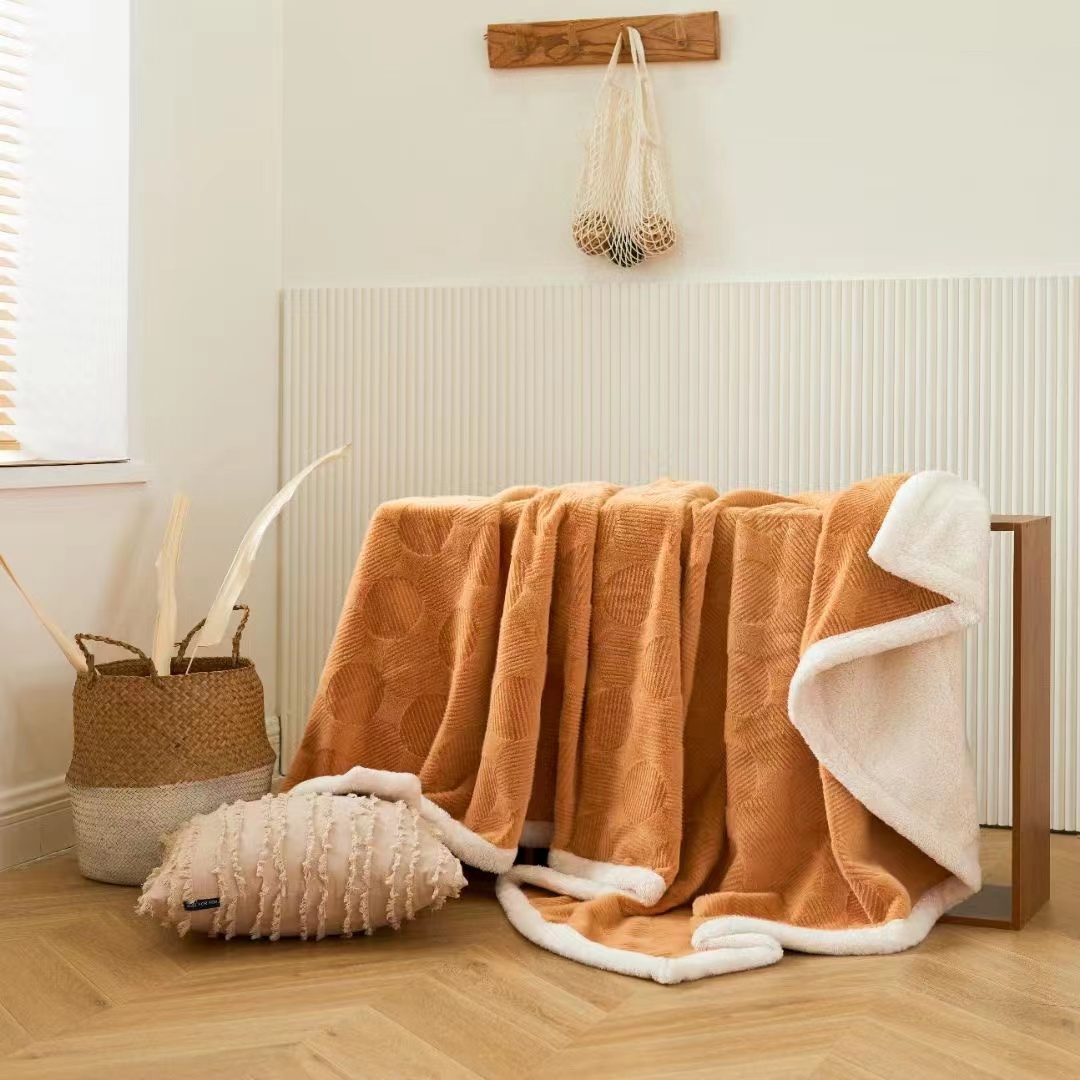 Modern, simple and light luxury jade fox velvet blanket, winter blanket, shawl, sofa blanket, cover blanket, office nap and midday rest air-conditioned blanket Item Picture