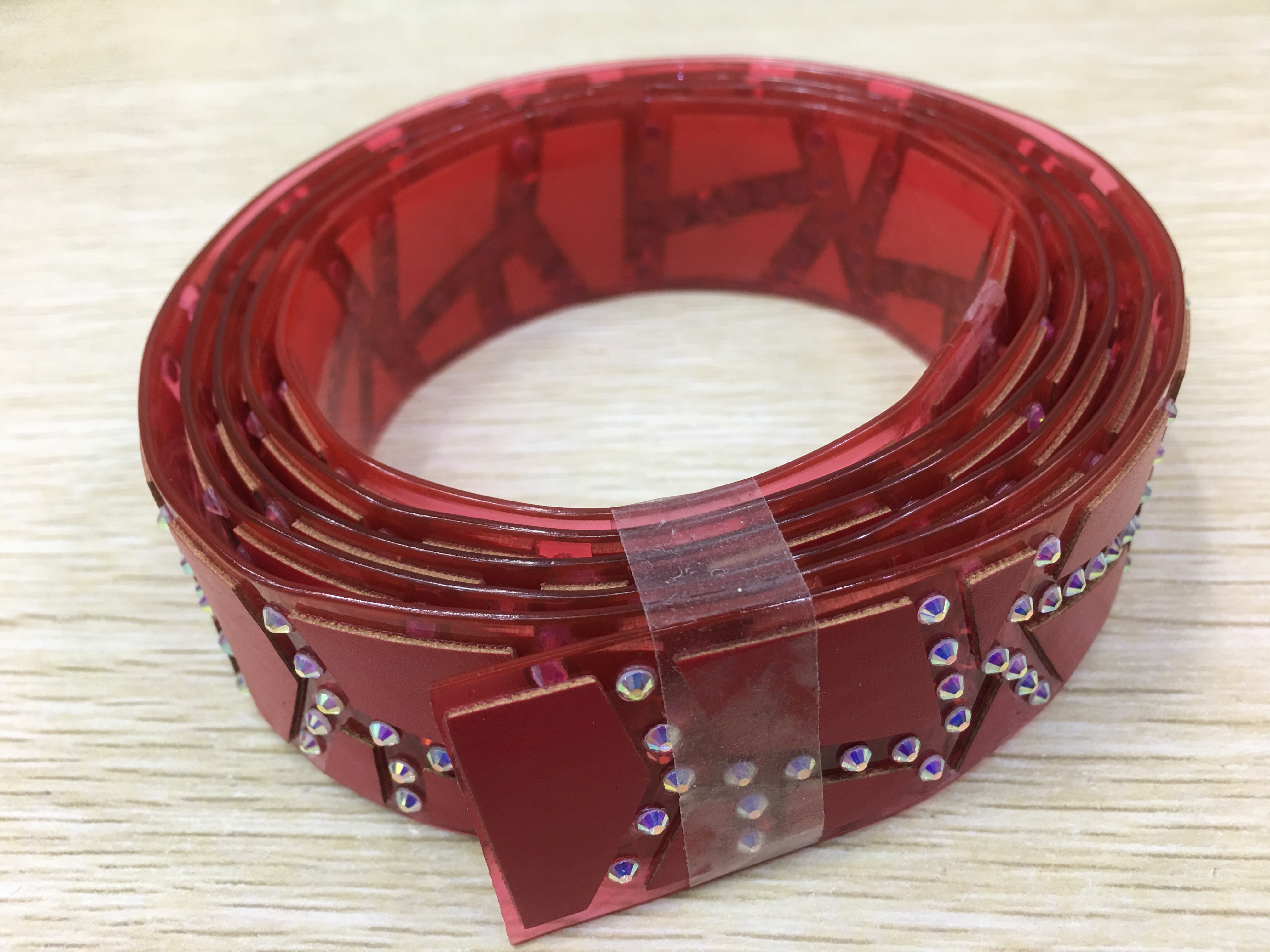 供应女士凉鞋烫钻鞋面，PVC抽条,凉鞋胶条,扁条，PVC水晶条