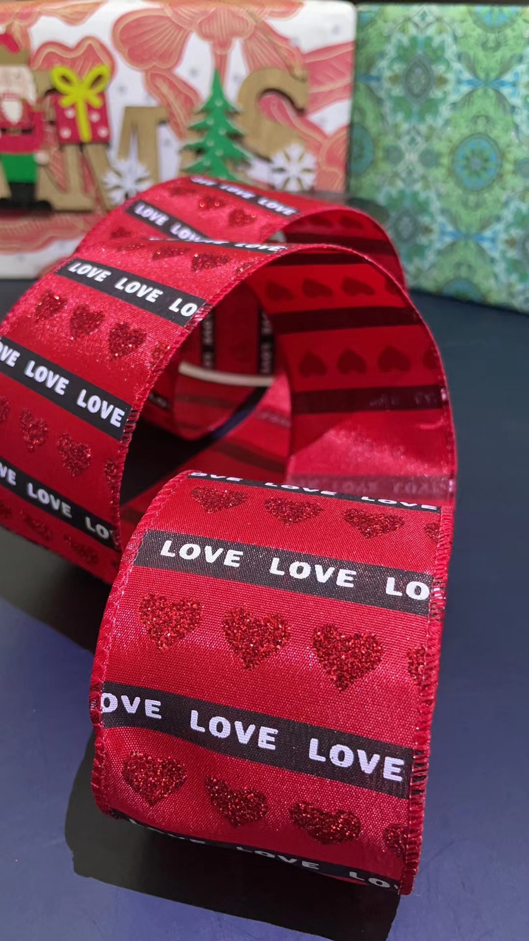 Item No. : 3029 Christmas Gift Packaging Decoration DIY Red Onion Heart Letter Christmas Wire Strip 6.3cm
