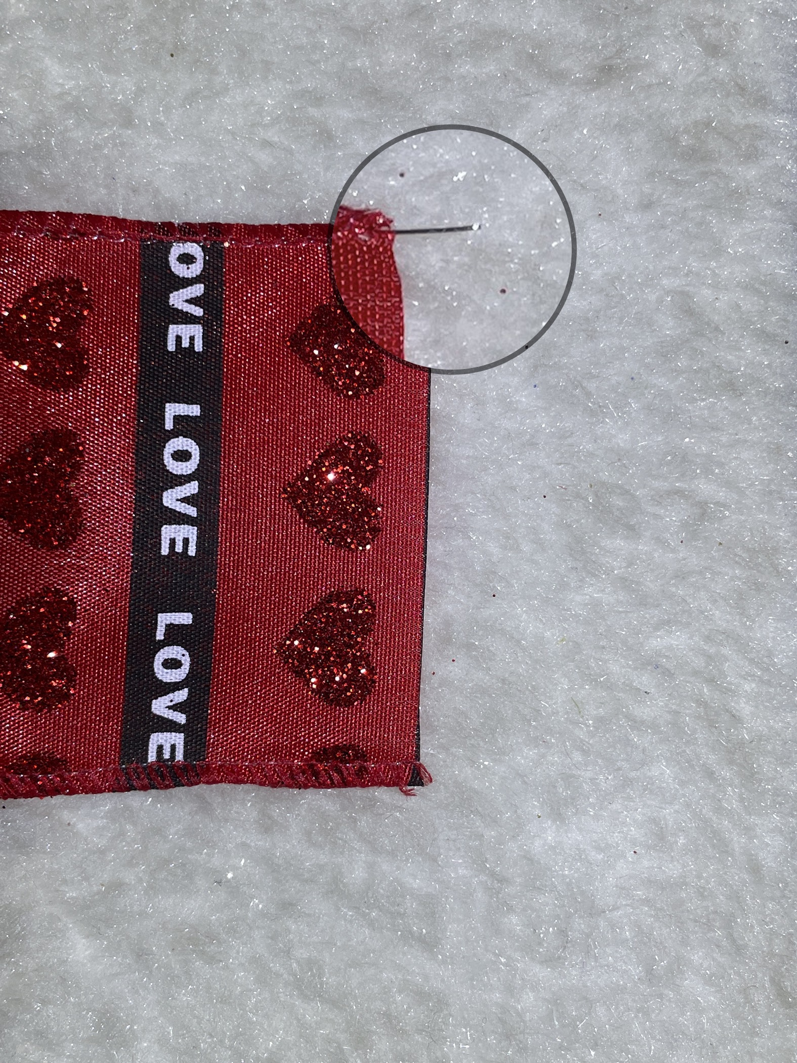Item No. : 3029 Christmas Gift Packaging Decoration DIY Red Onion Heart Letter Christmas Wire Strip 6.3cm Specification image