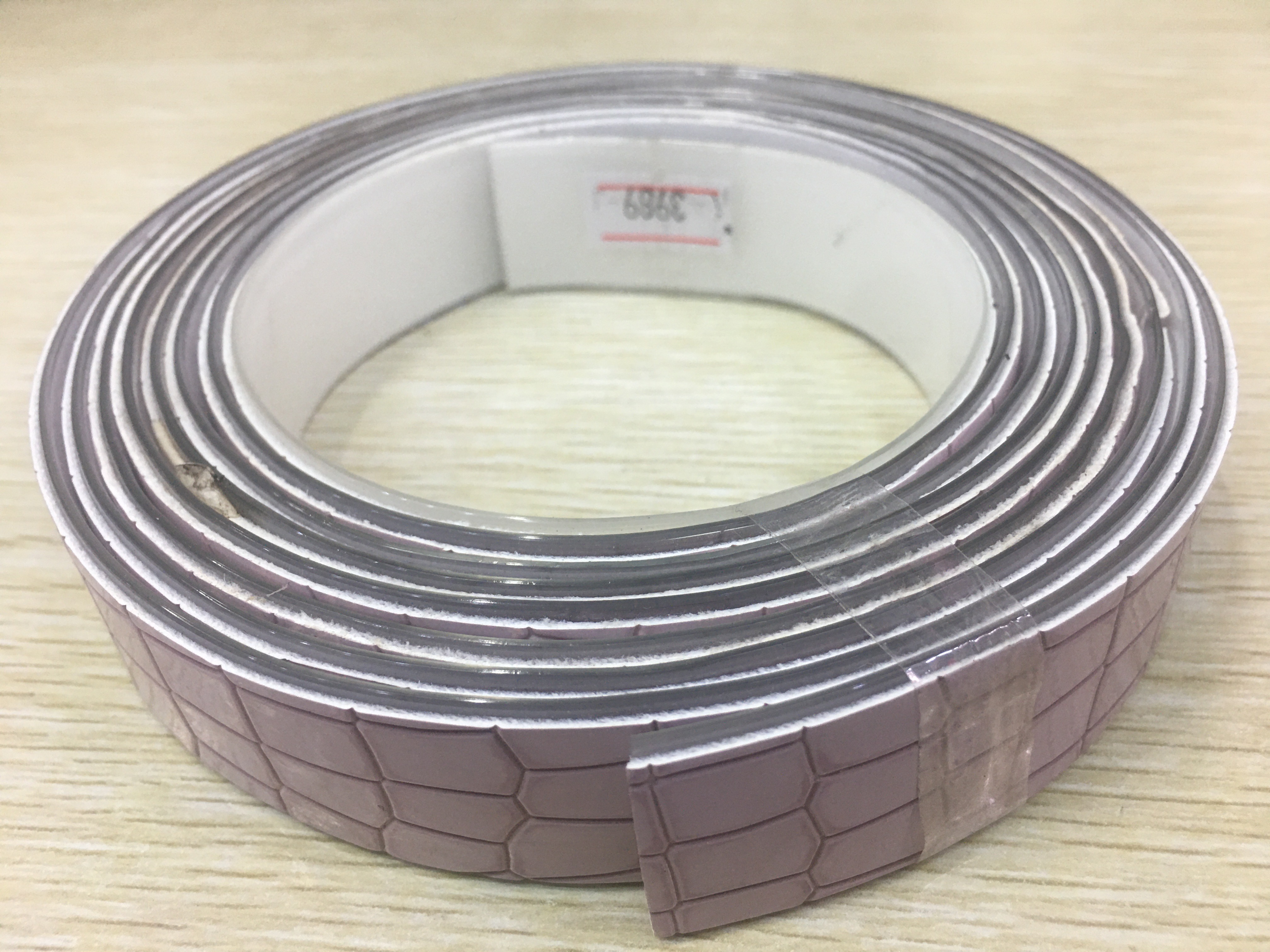 广东东莞厂价直销童鞋 女鞋 凉鞋用PVC外贴石头纹