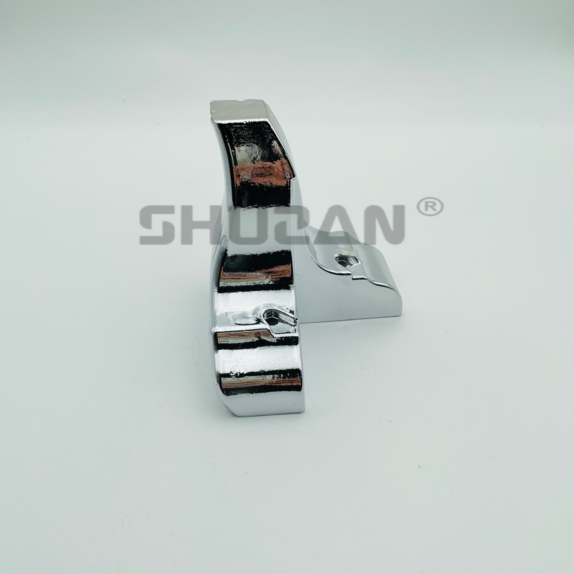 The well-known brand of Shuzan, C-shaped silver universal hardware plastic cabinet legs, household table legs, anti-slip and lightweight model Z300 003 Application Scenario