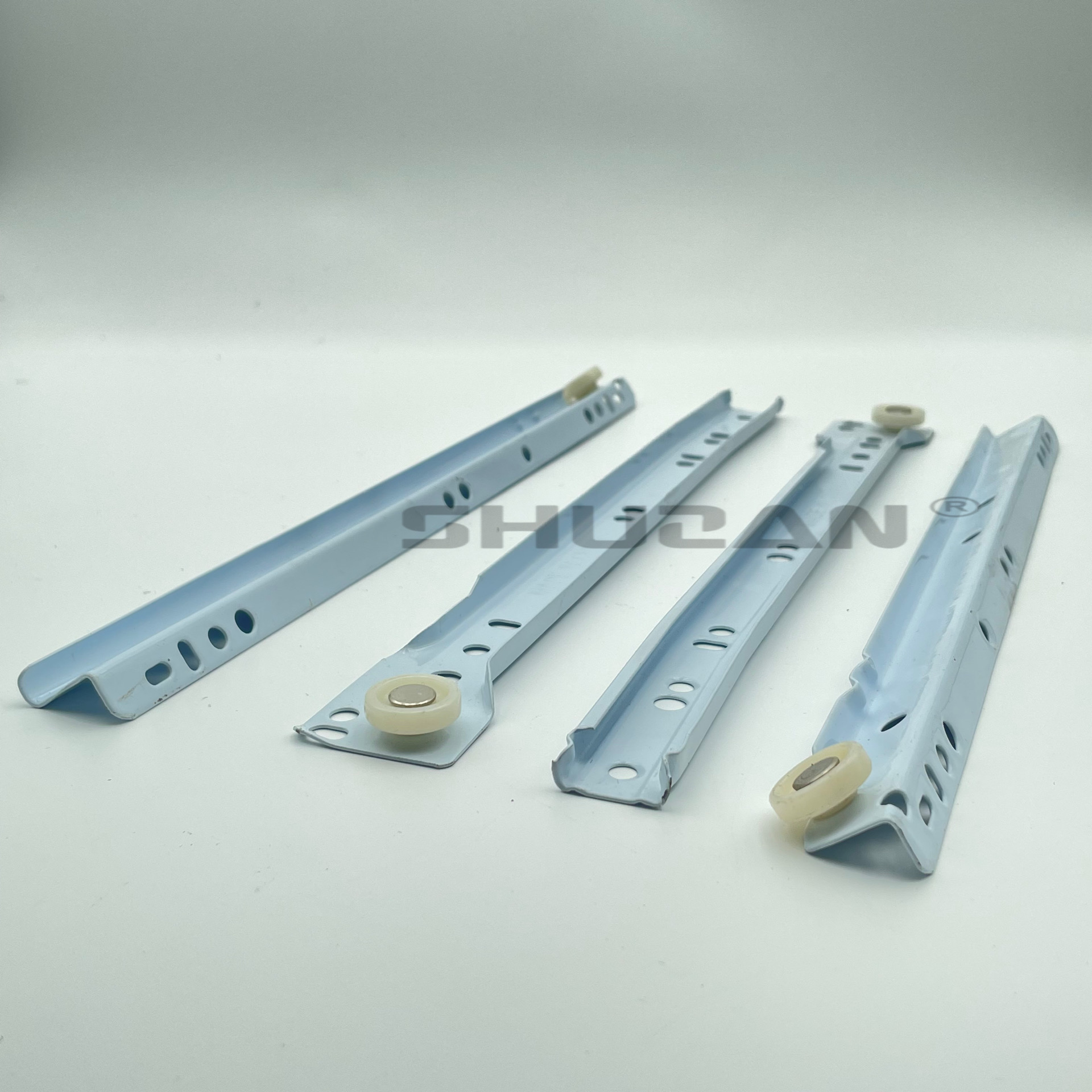 Shuzan XX brand white sliding rail is smooth and durable. It is a must-have model for other door and window accessories, hardware and furniture. Model B202 003 Item Picture