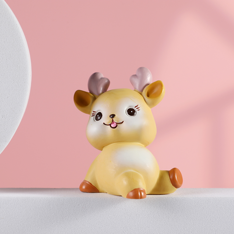 Cute deer resin ornaments, car accessories, plush toys, creative decorations, cartoon forest deer desktop ornaments Specification image