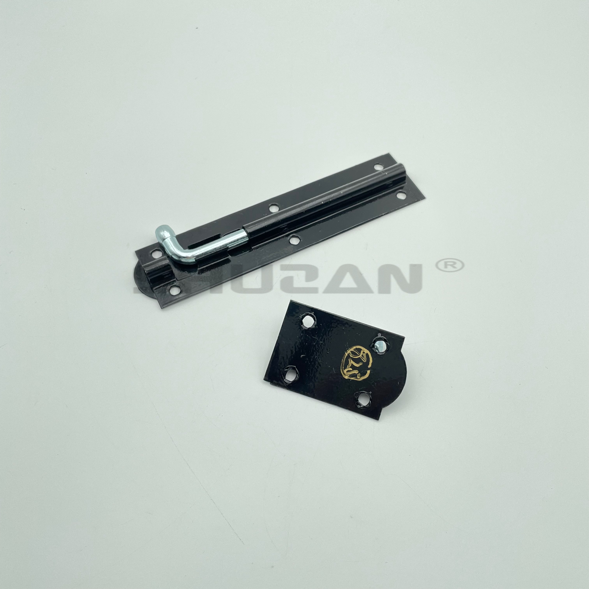 Shuzan, a well-known brand of hardware accessories, offers a full range of pin door bolts for household furniture. The universal safety and stability model is B2 003 Application Scenario