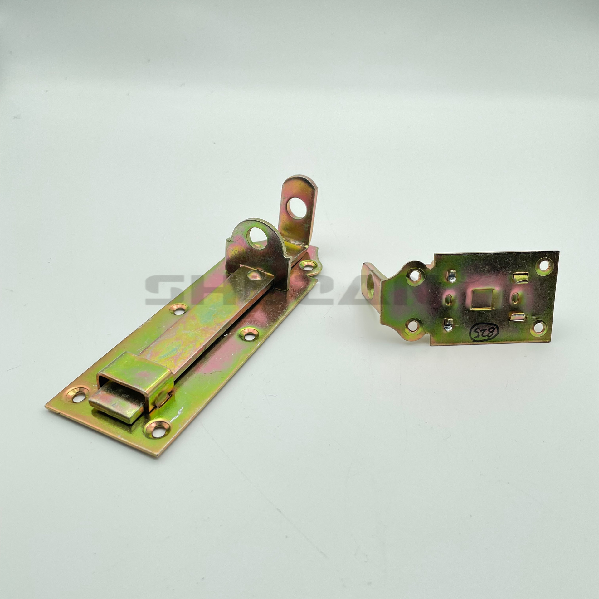 طراز 003 مزود ببوابات الزنك المصنوعة من الزنك من العلامة التجارية المعروفة باسم Suezher Systems Systems) وأثاثات معدنية مصممة خصيصا لمنع الصدأ والتآكل Application Scenario