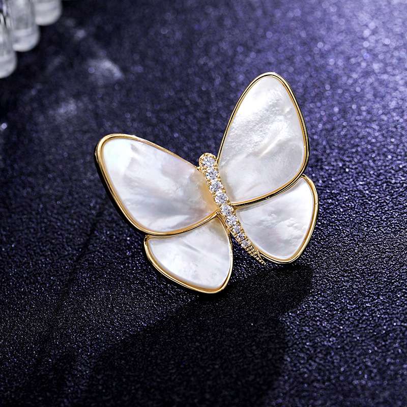 Japanese and Korean fashion natural shell zircon light luxury brooches, women's corsages, cute butterfly brooches, personalized anti-exposure brooches detail image 2