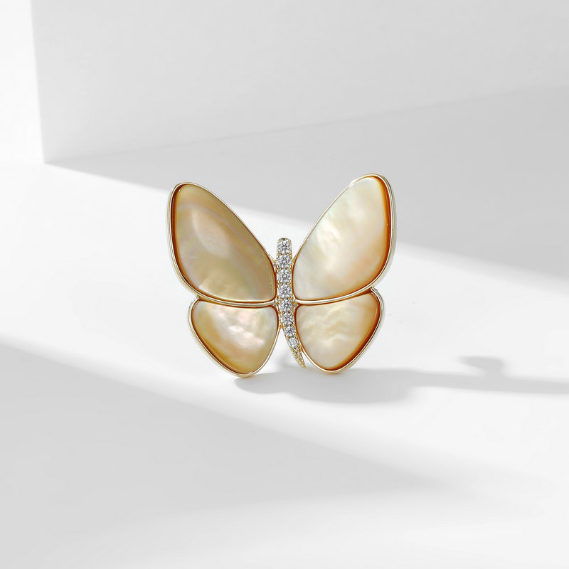 Japanese and Korean fashion natural shell zircon light luxury brooches, women's corsages, cute butterfly brooches, personalized anti-exposure brooches detail image 7
