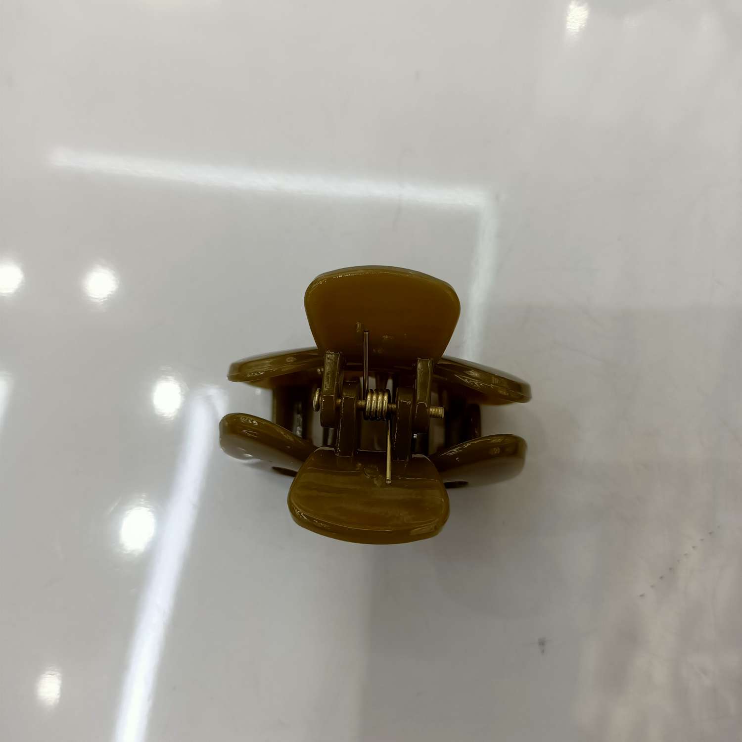 塑料抓夹/简约塑料抓夹/大气塑料抓夹白底实物图