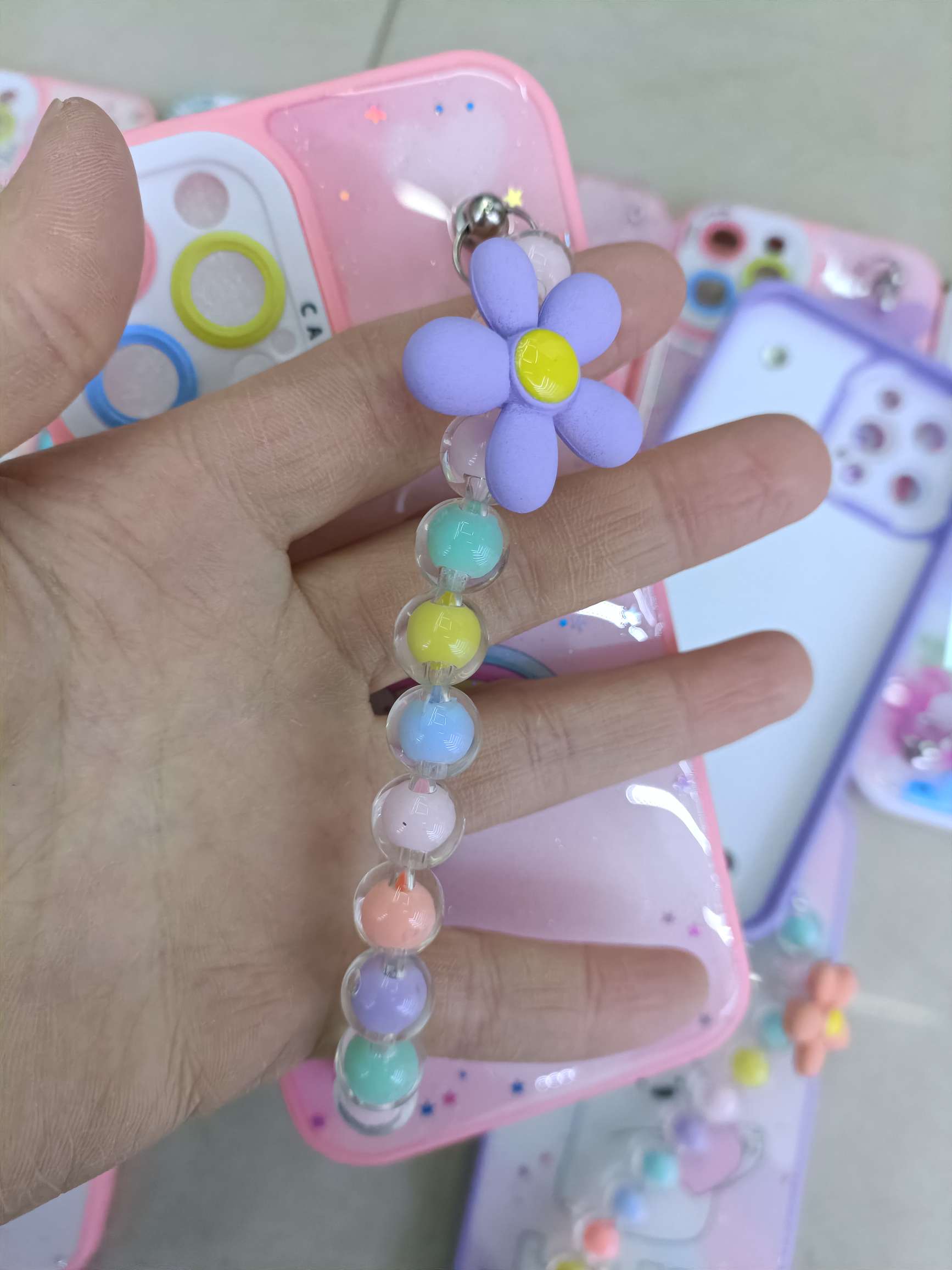 Wrist chain, bead chain, drop offset printing picture two-in-one phone case Specification image