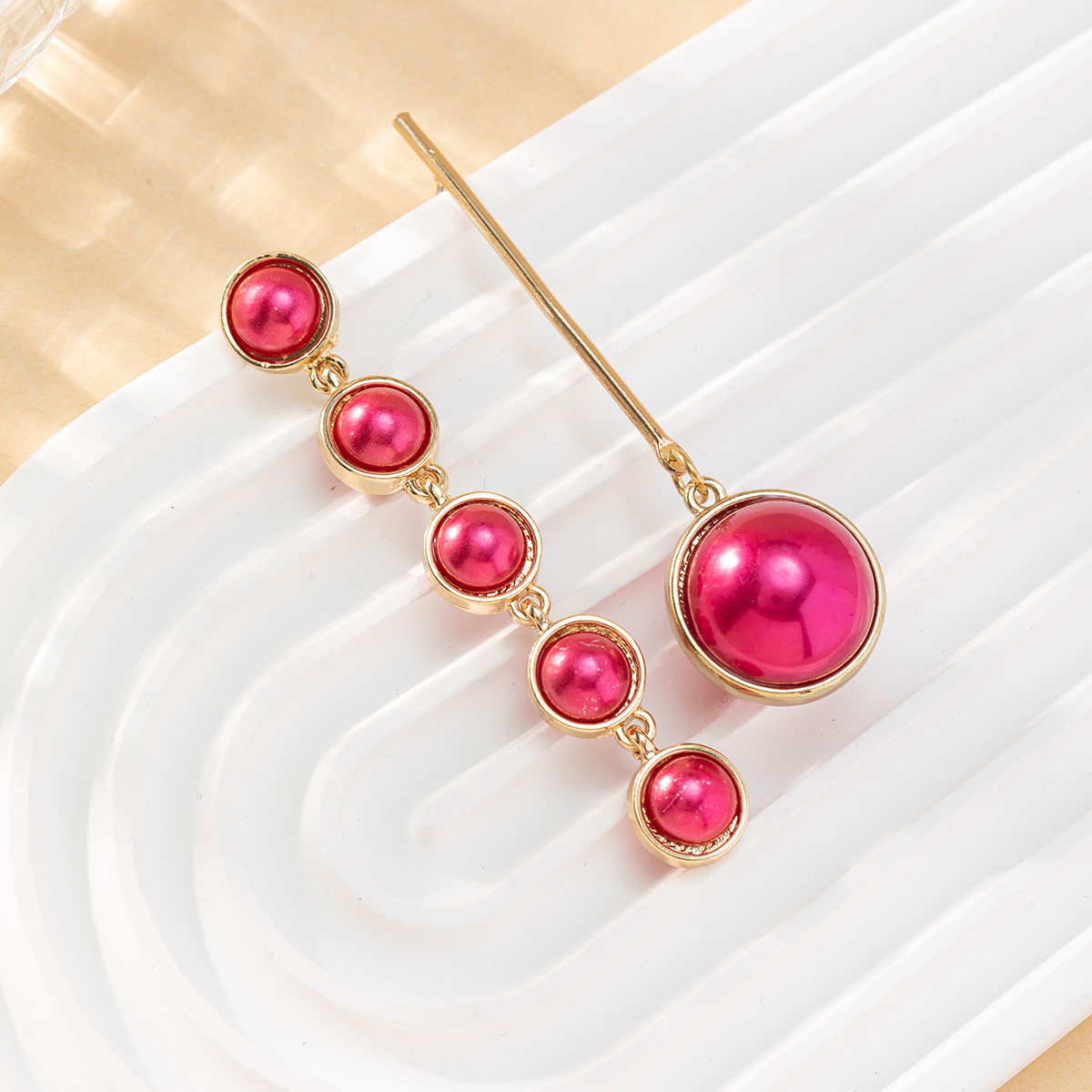 New long tassel earrings, European and American style alloy diamond-encrusted earrings Specification image