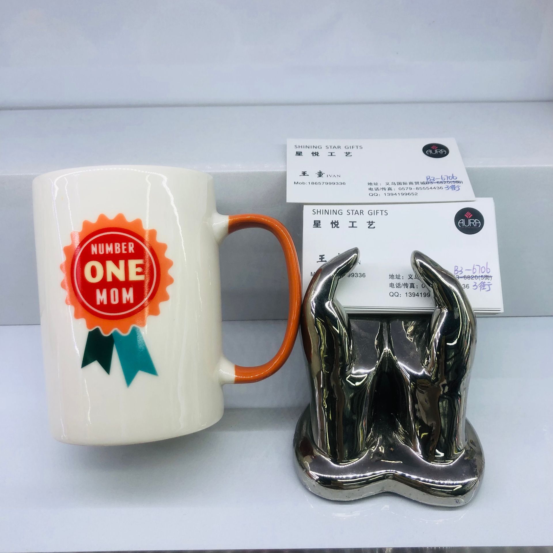 陶瓷杯节日杯母亲节礼物杯咖啡杯马克杯白底实物图