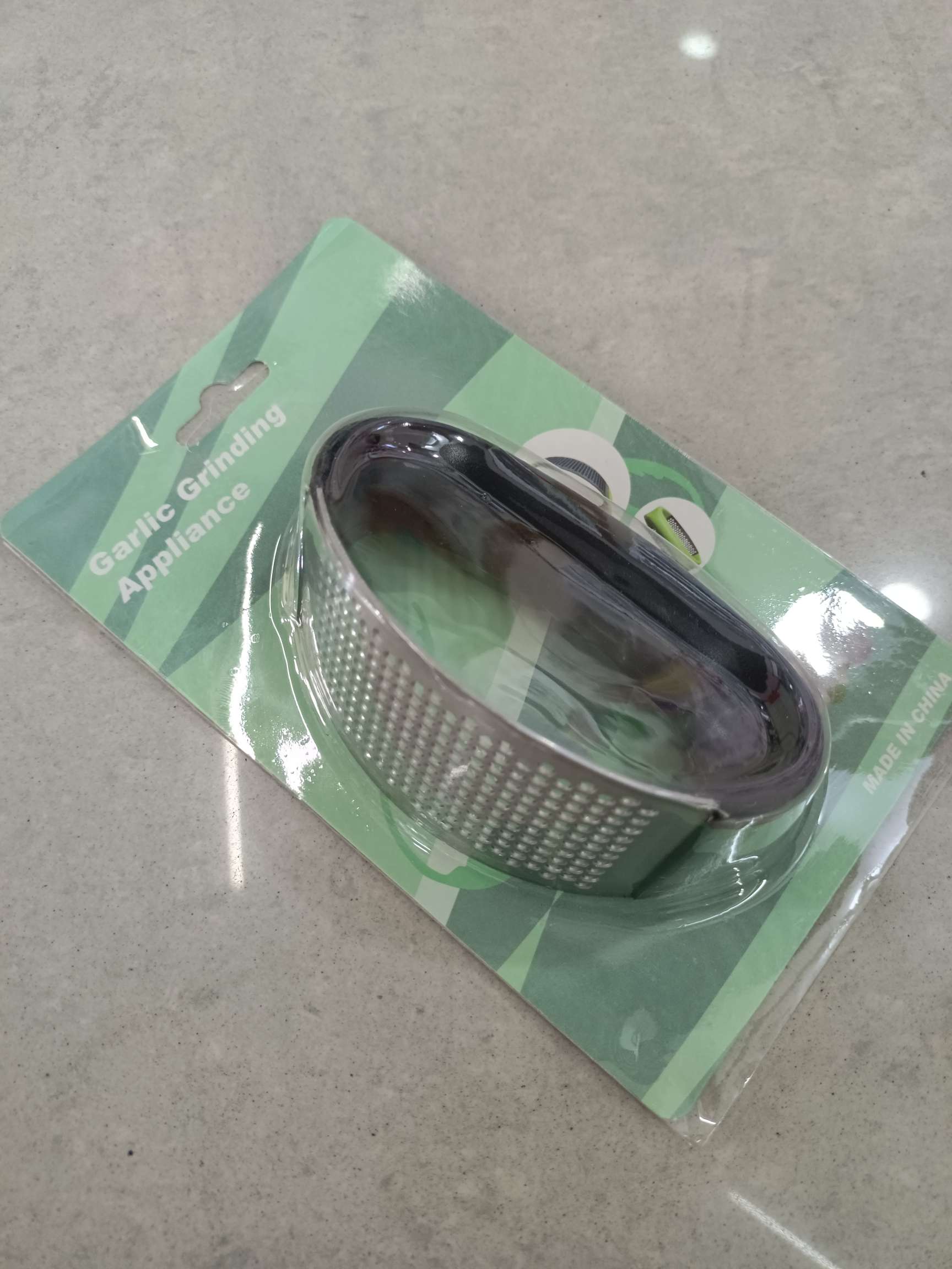 不锈钢压蒜器 手动弧形捣蒜器 蒜泥器剥蒜器 大蒜捣碎器 挤蒜器详情图4