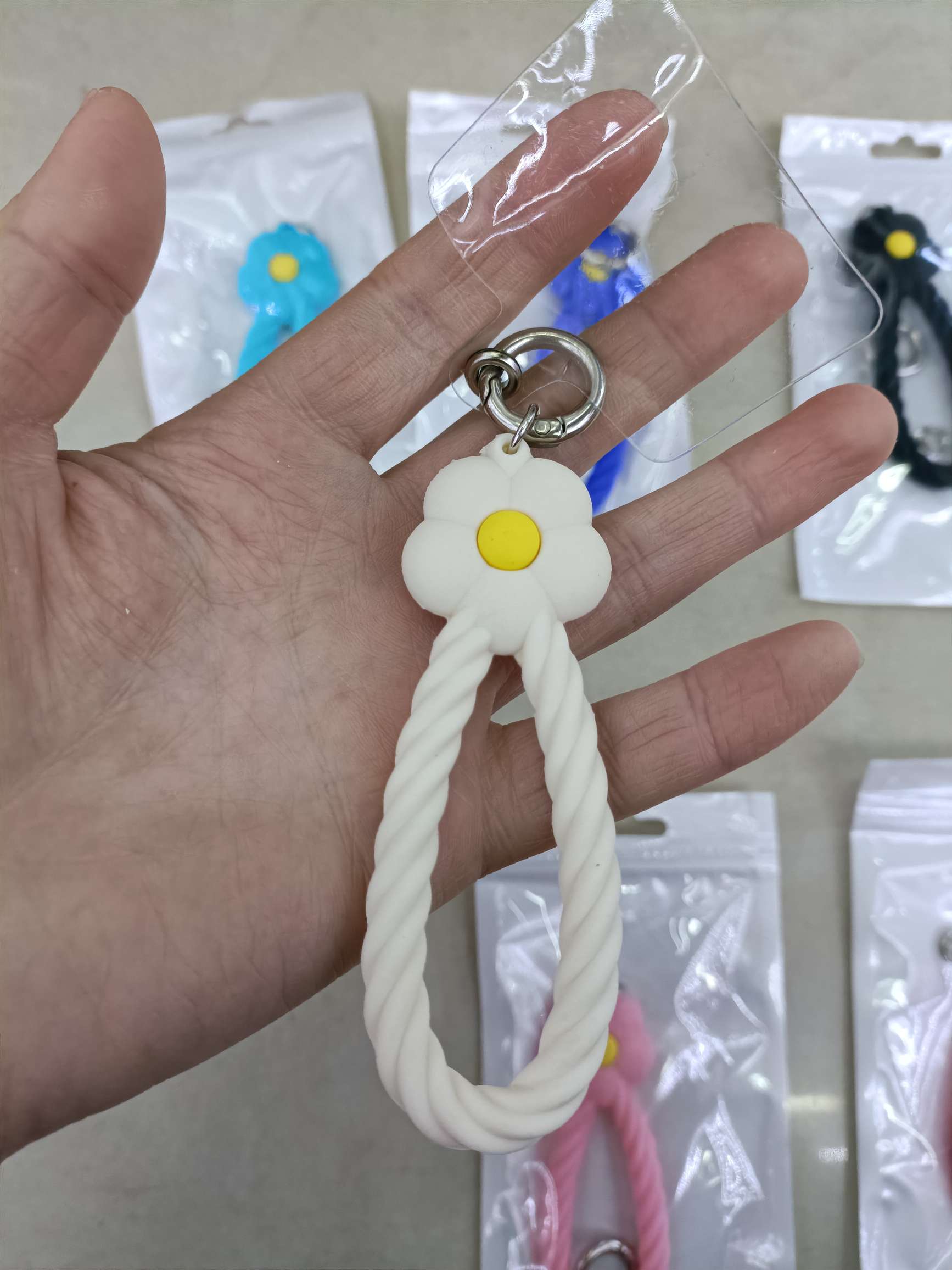 手机挂绳/手腕挂绳/透明垫片细节图