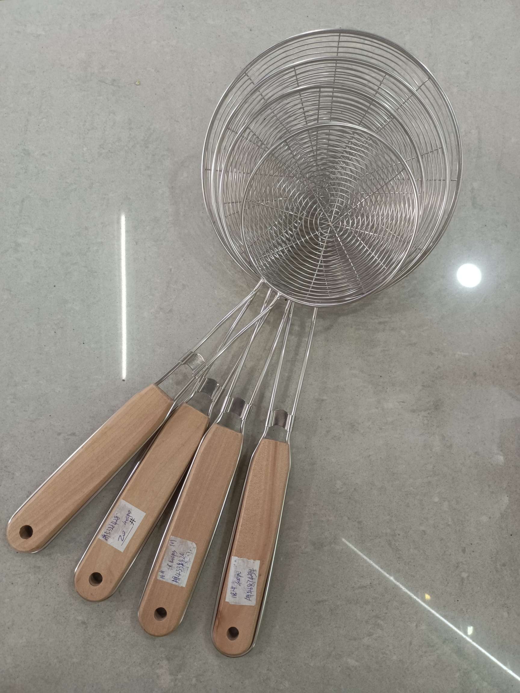 不锈钢油格加密过滤豆浆果汁木柄漏勺厨房网漏厂家批发超密网油格