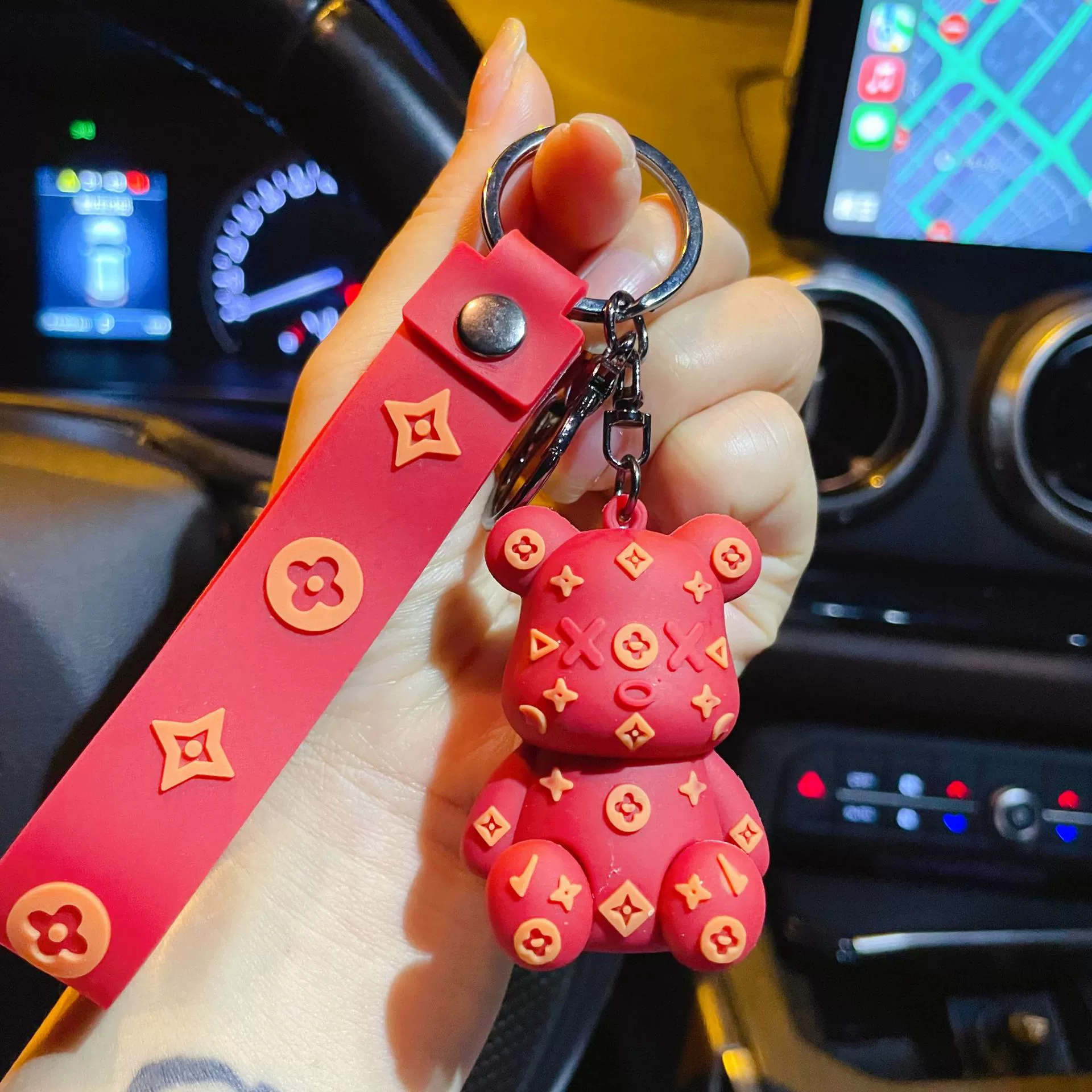 精品钥匙扣/树脂钥匙扣/流行项链细节图