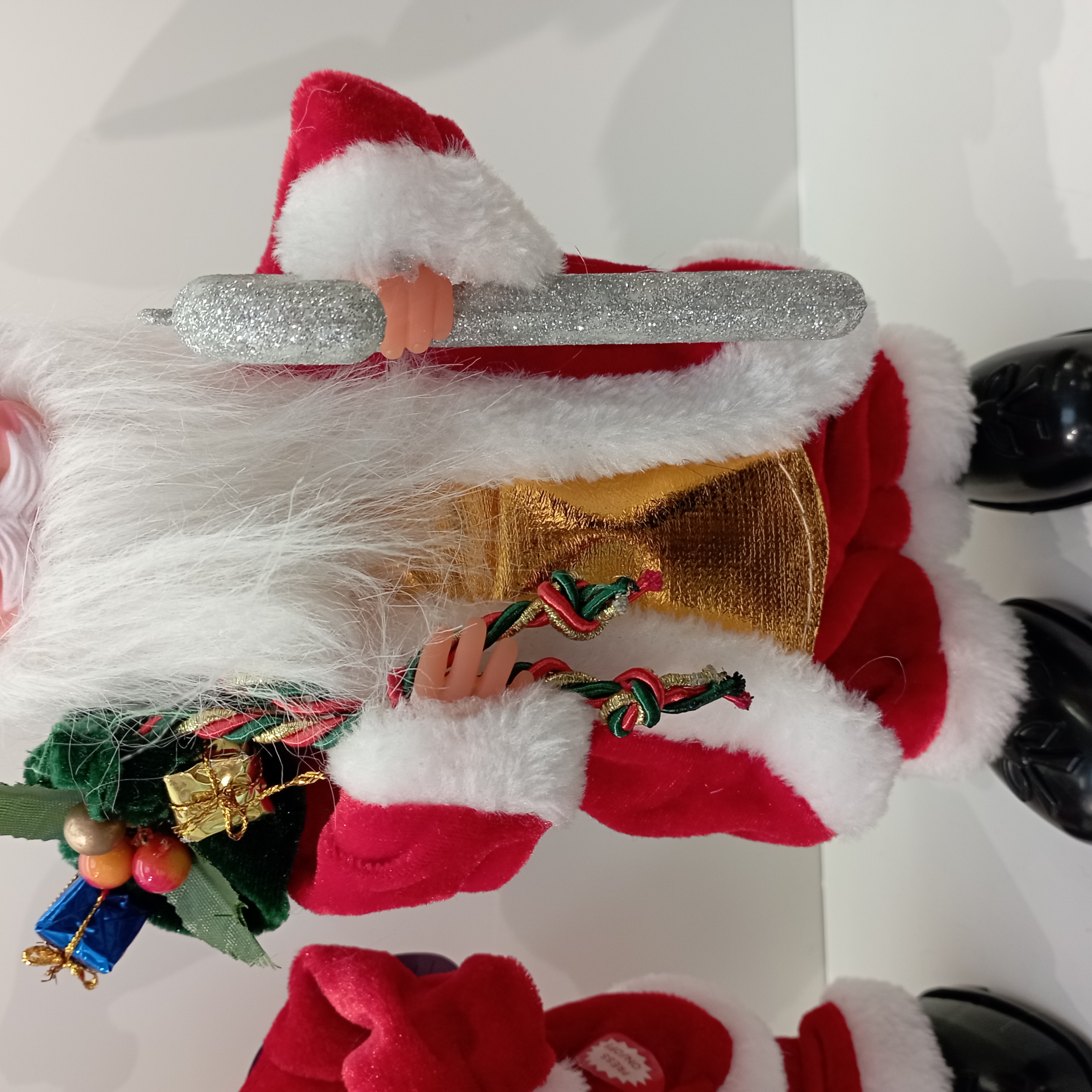 9123 Christmas Gift: Small electric, carrying a walking stick, backpack, can sing, can swing feet, Christmas gift for the elderly, Christmas ornaments details Picture
