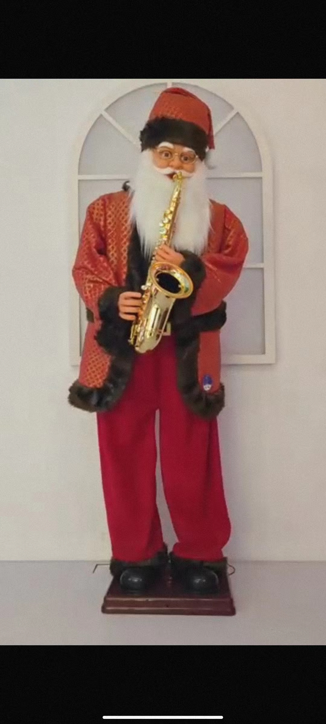 9123圣诞装饰品站立吹萨克斯扭动带音乐圣诞老人摆件