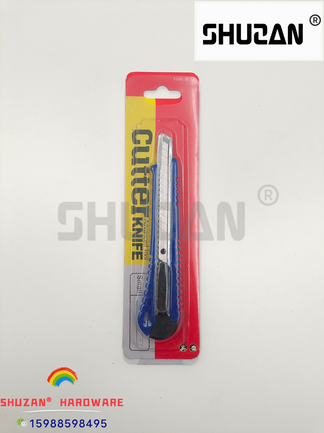 The blue exquisite utility knife has a sharp and durable blade Item Picture