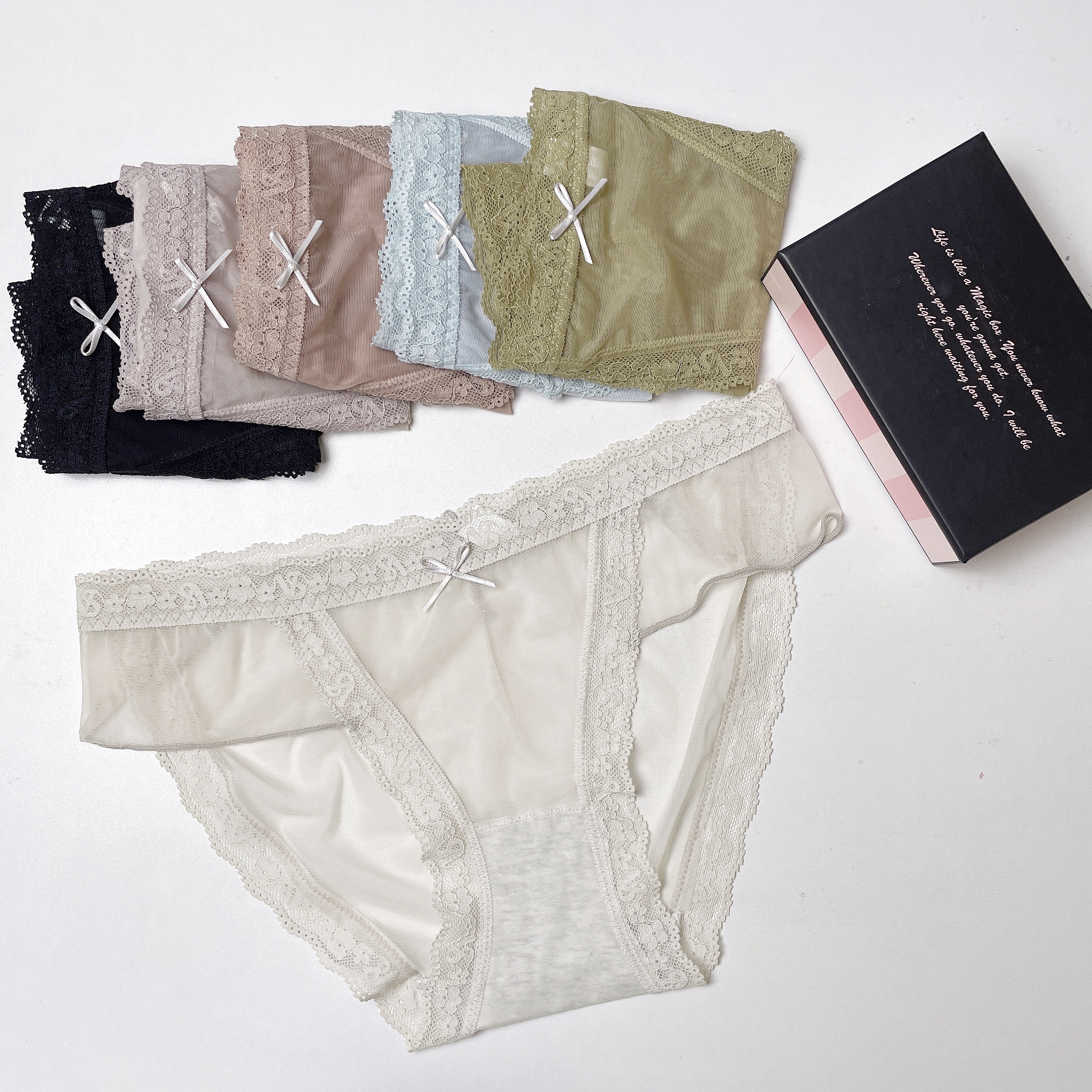 The Mystery of the Magic Box French lace mesh skirt thin Breathable, comfortable and sexy pure cotton crotch women's triangle underwear Specification image
