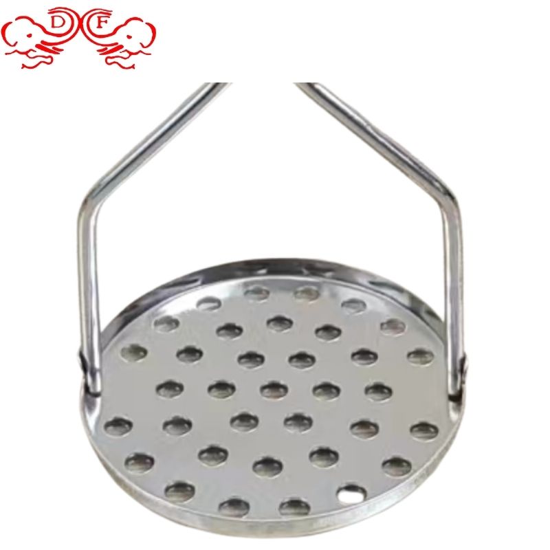 土豆压/压泥器/水果捣碎器白底实物图