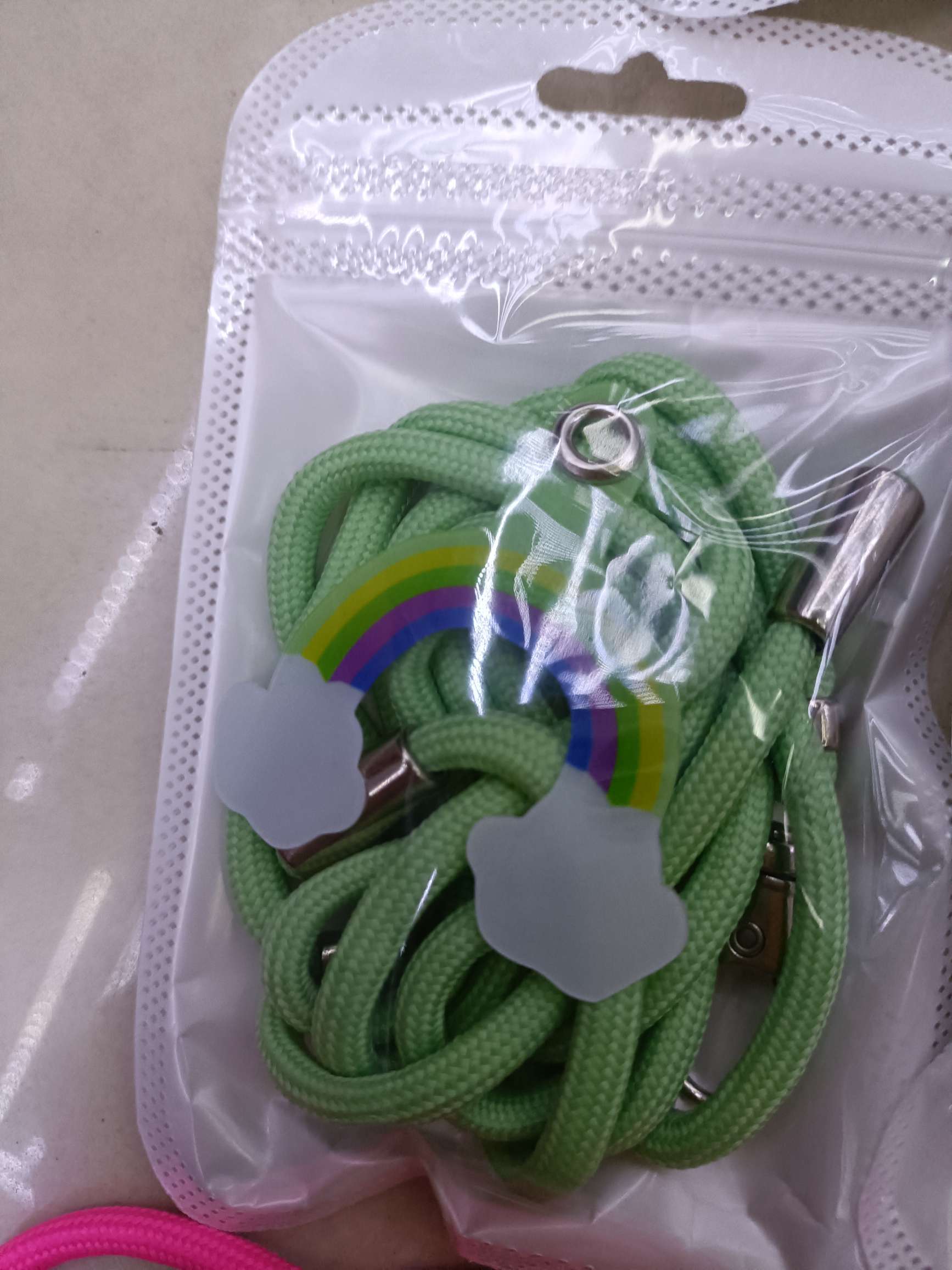 手机挂绳实物图