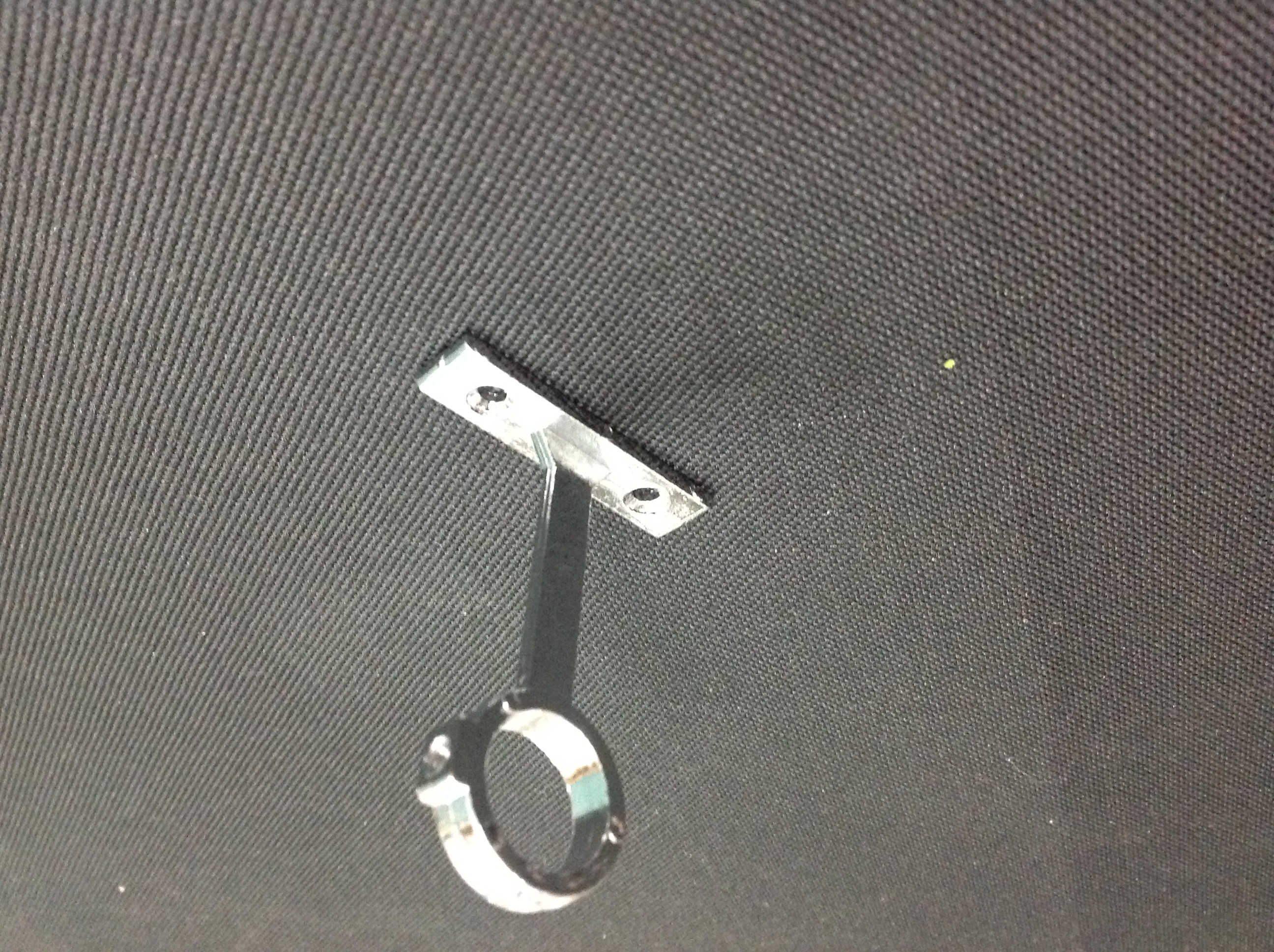 The flange is made of durable and high-quality metal details Picture