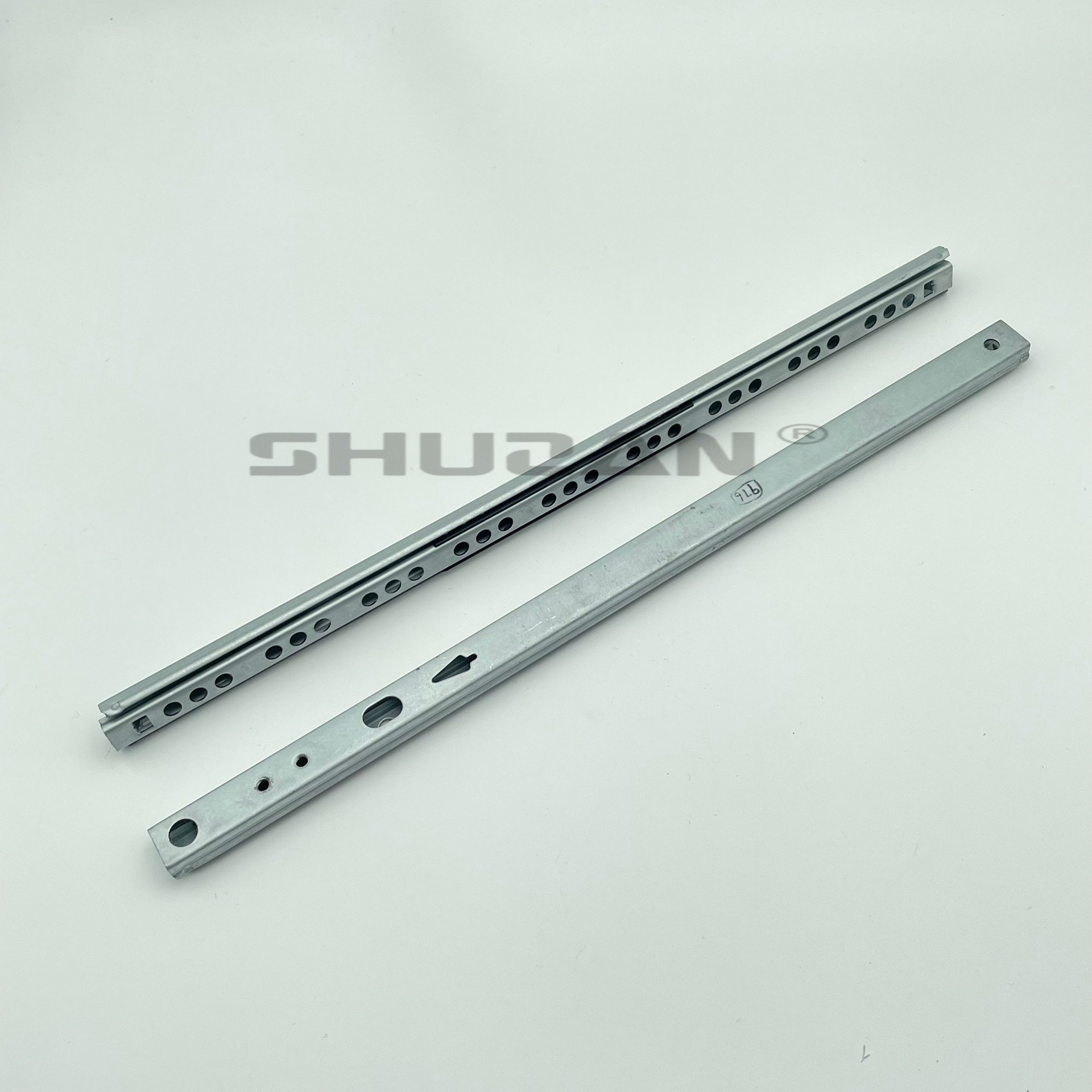 Slide rails are available in various small sizes and specifications Specification image