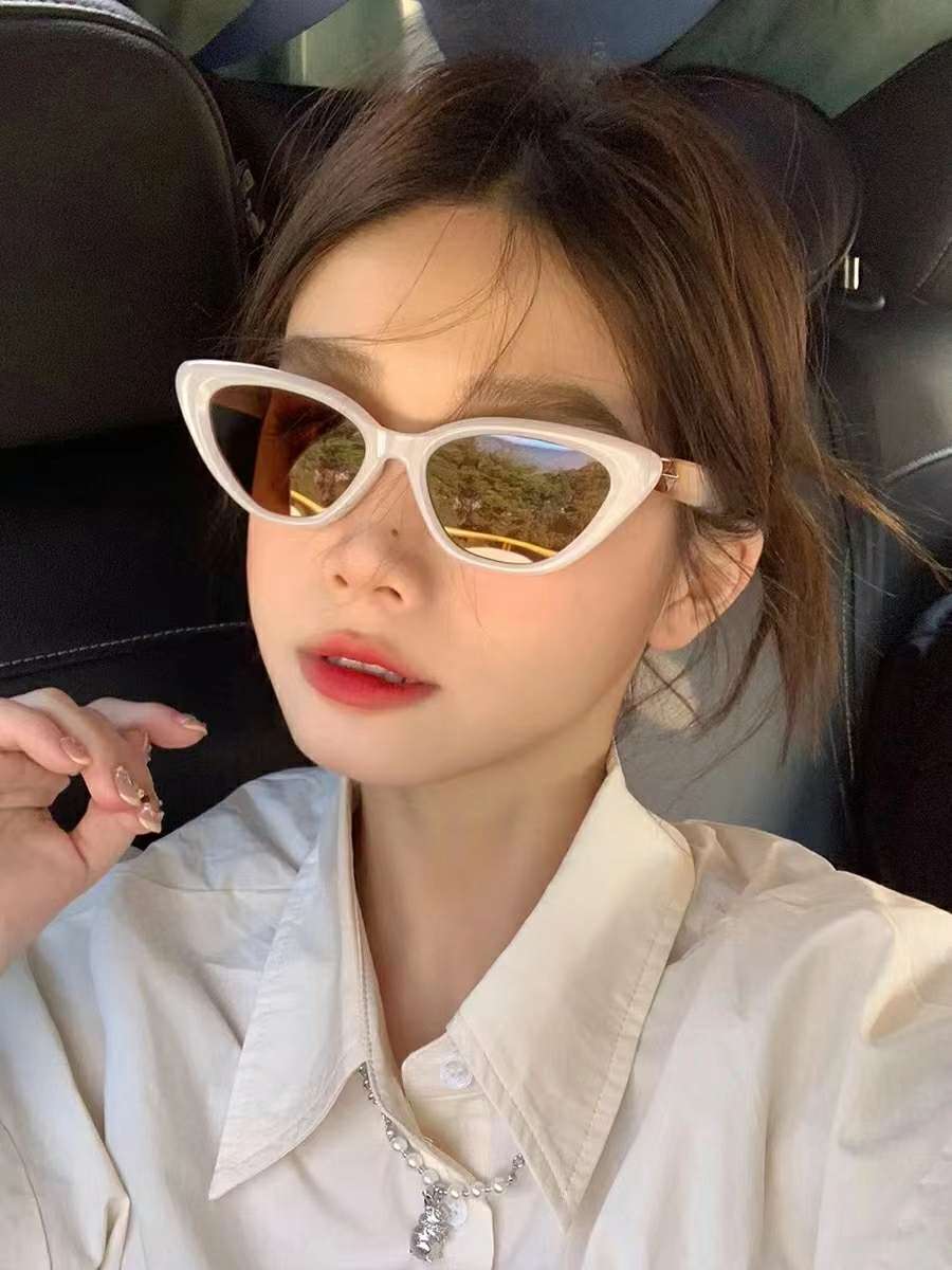 GM's same style sunglasses details Picture