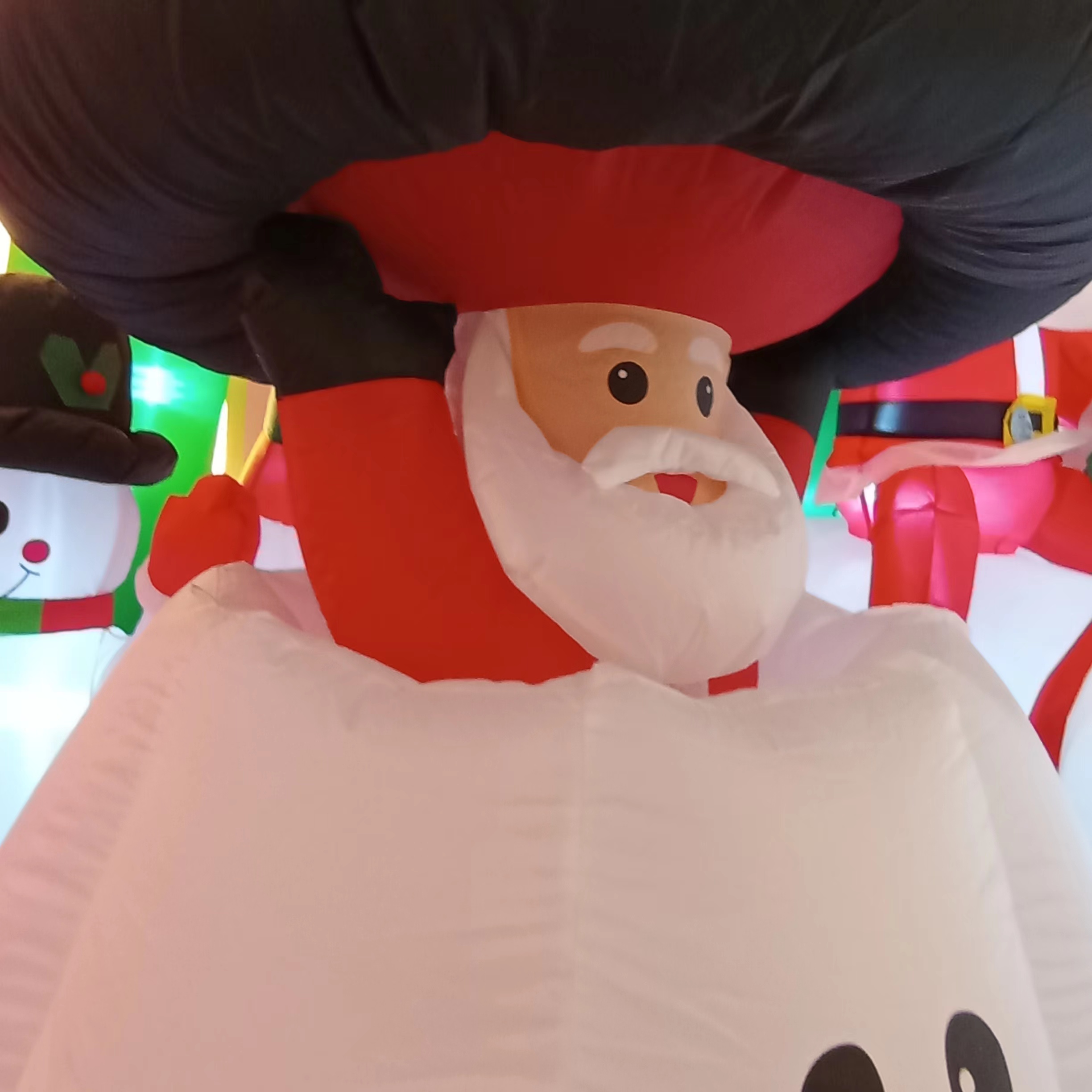 Christmas air Model 9123 features a snowman that can move up and down and Santa Claus holding a hat as a Christmas decoration details Picture