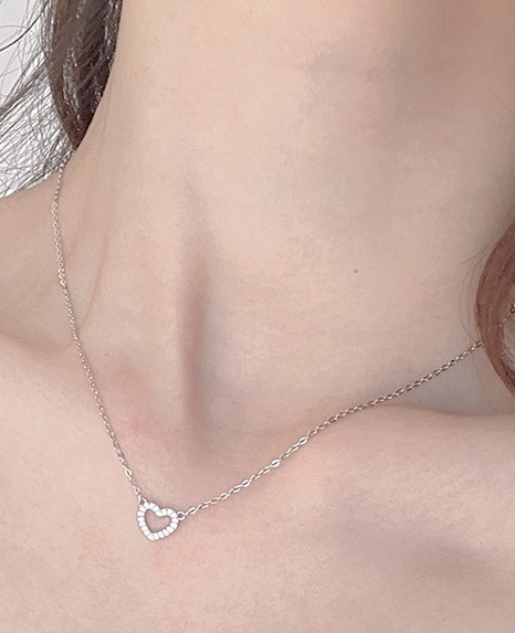 爱心项链女轻奢小众设计感高级精致简约锁骨链生日礼物女A
