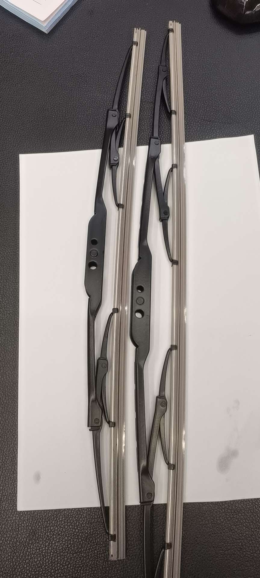 Silicone bone wipers