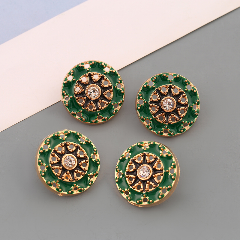 金属手缝扣白底实物图