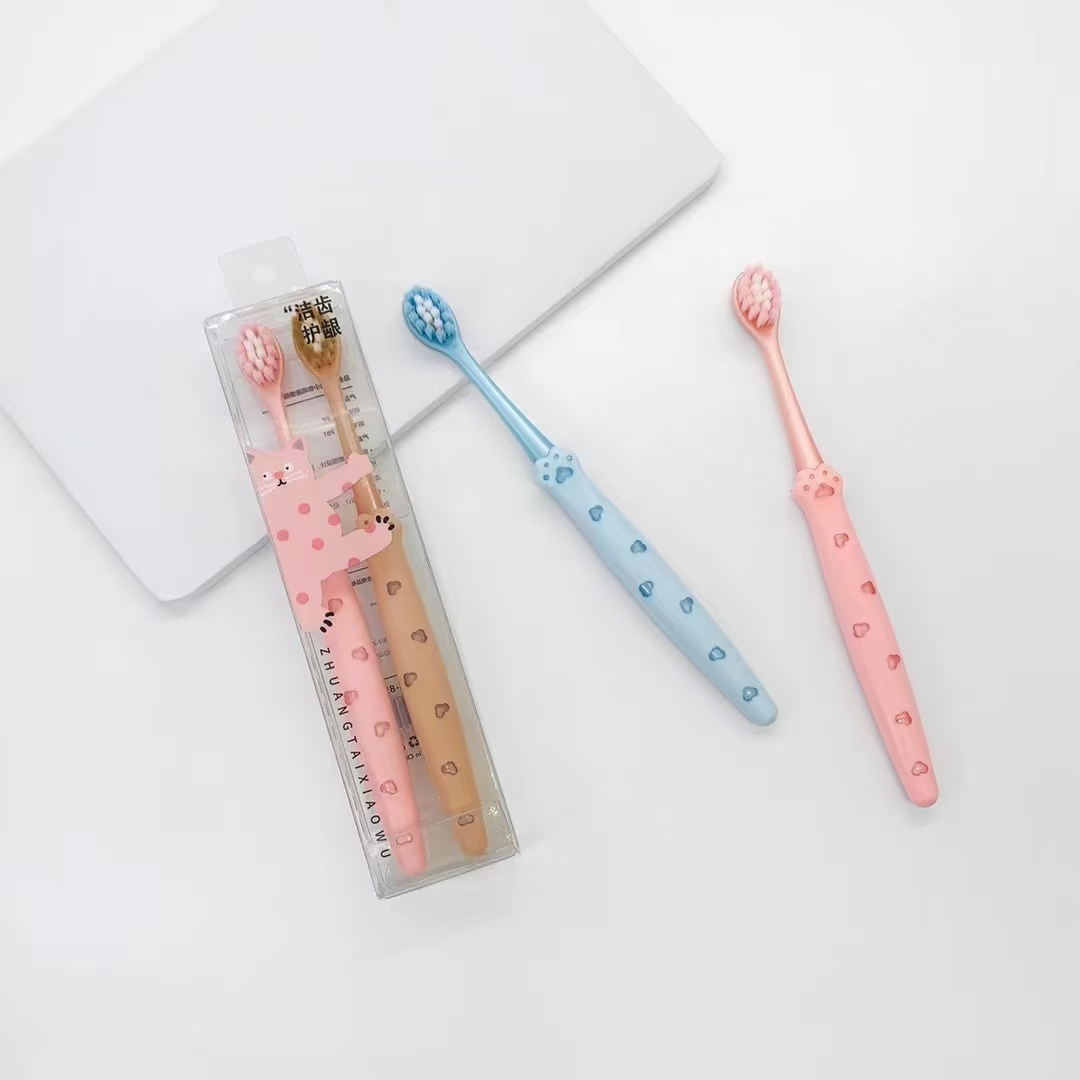 Two sets of adult household couple manual daily cleaning and care toothbrushes with soft bristles details Picture