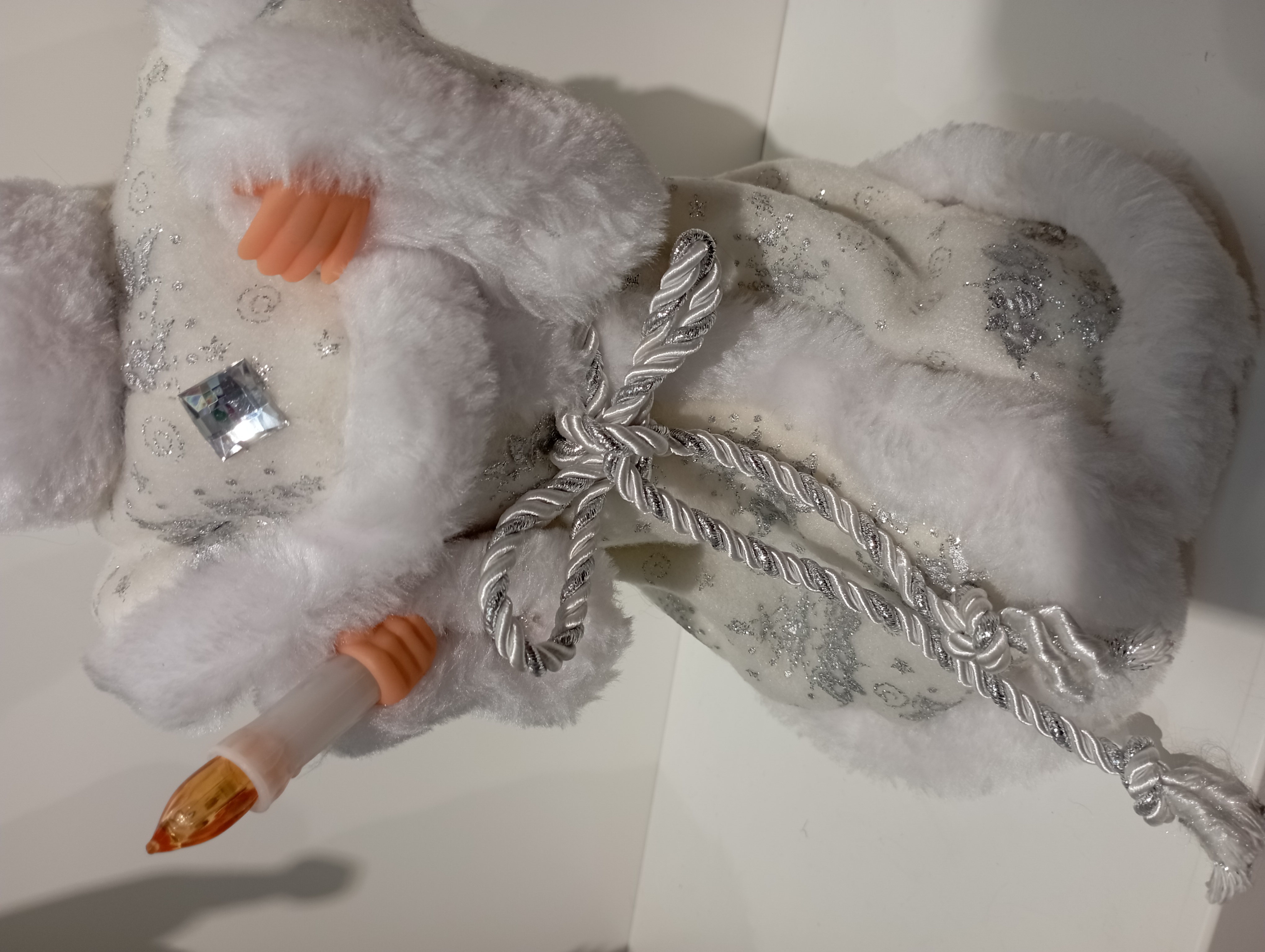 9123 Christmas Series Small toys, exquisite simulation Russian girl doll, can sing Russian songs, Lantern doll Application Scenario