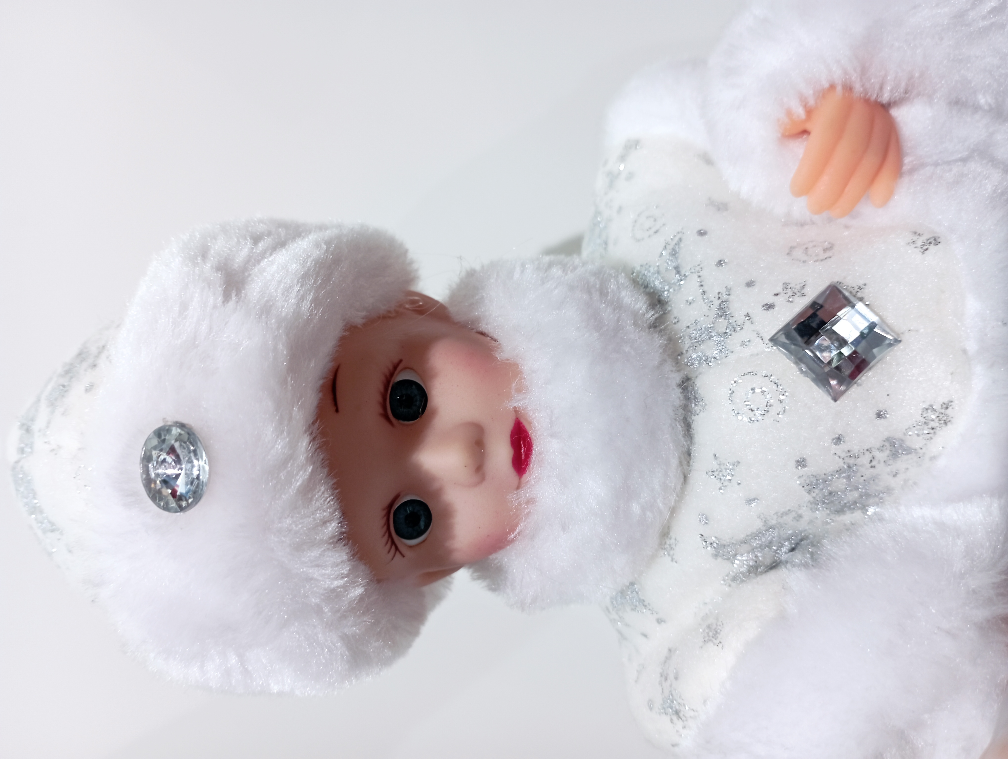 9123 Christmas Series Small toys, exquisite simulation Russian girl doll, can sing Russian songs, Lantern doll details Picture