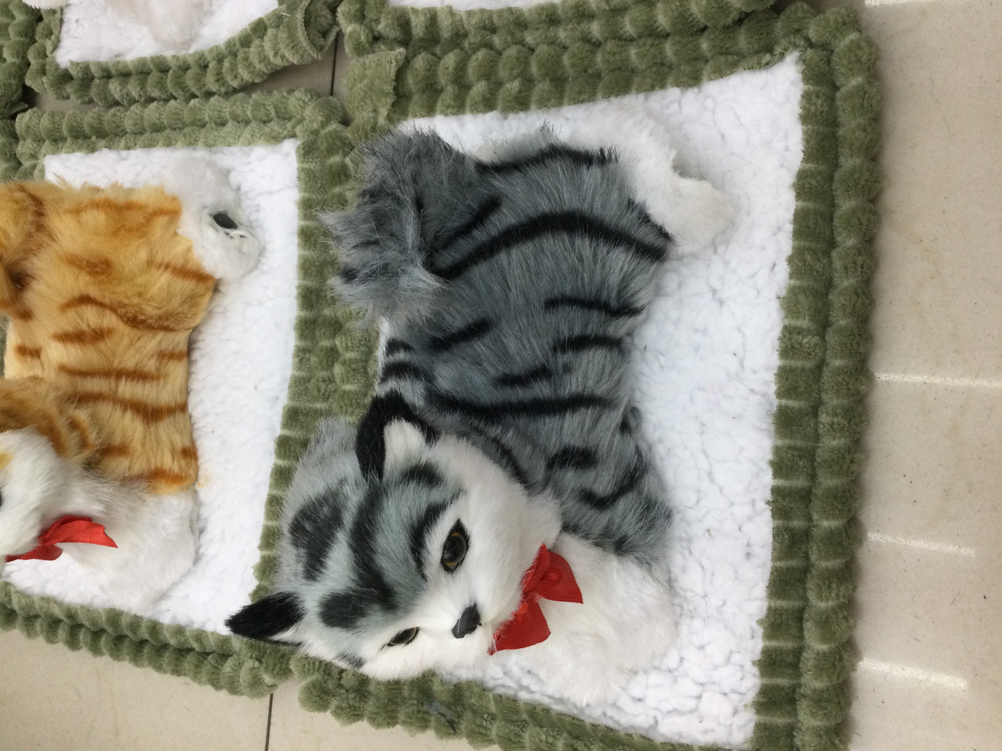 Simulación llamada bambú carbón material práctico lindo cálido acariciando la apariencia de los pequeños animales detalles delicados pareja regalo juguete para niños colección cálida primavera regalo perro gato Specification image