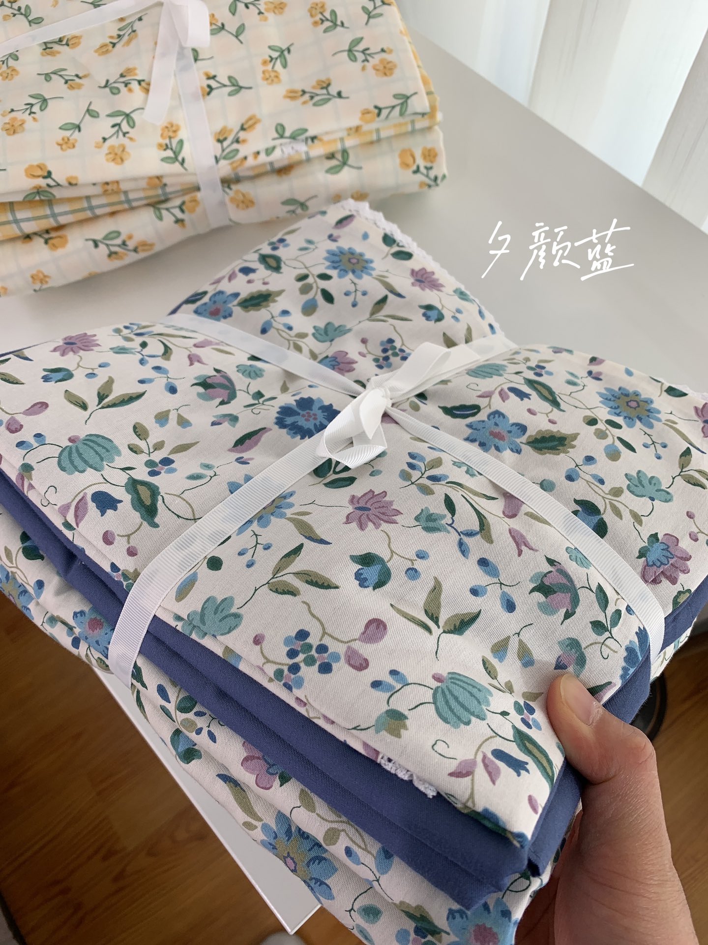 品如家纺2023新款全棉小碎花四件套花边详情4