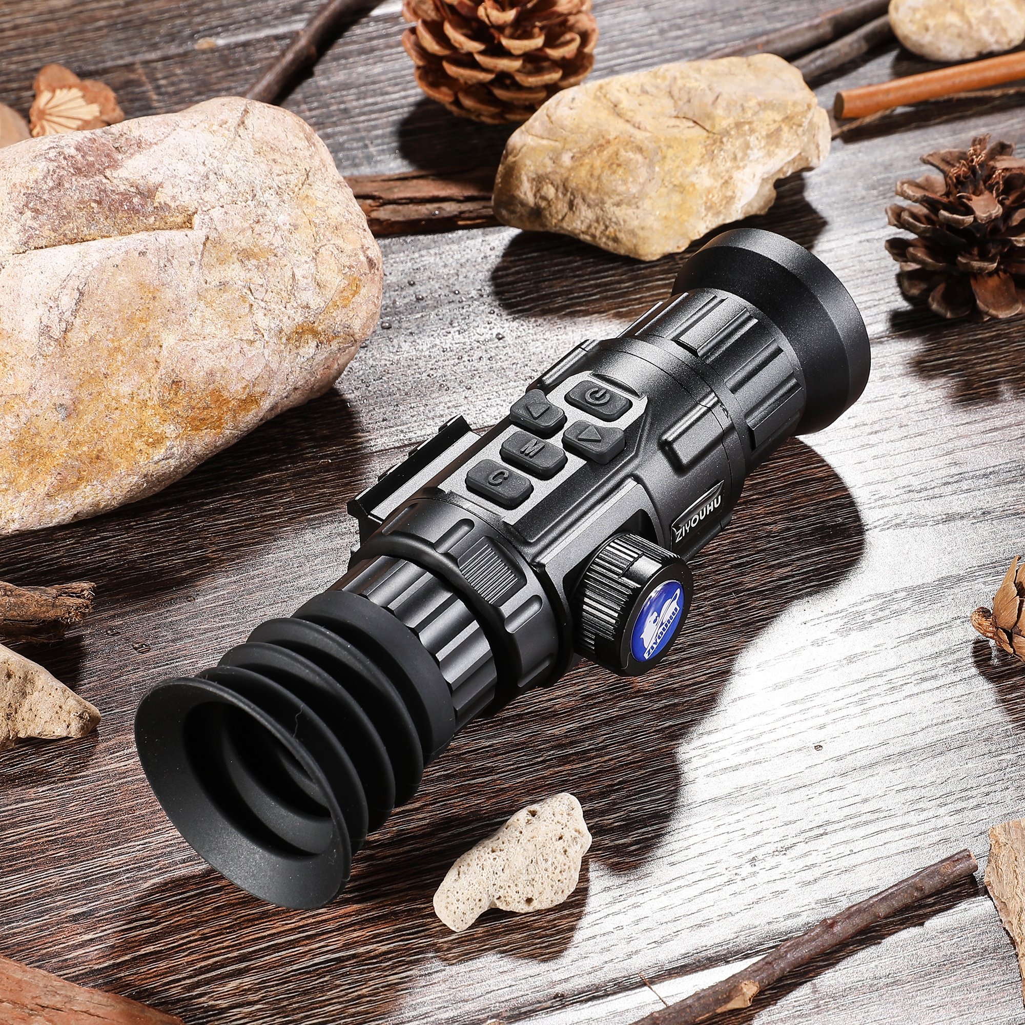 Free Tiger Thermal Imaging XT41 monocular night vision goggles with crosshair infrared detection night vision device Item Picture