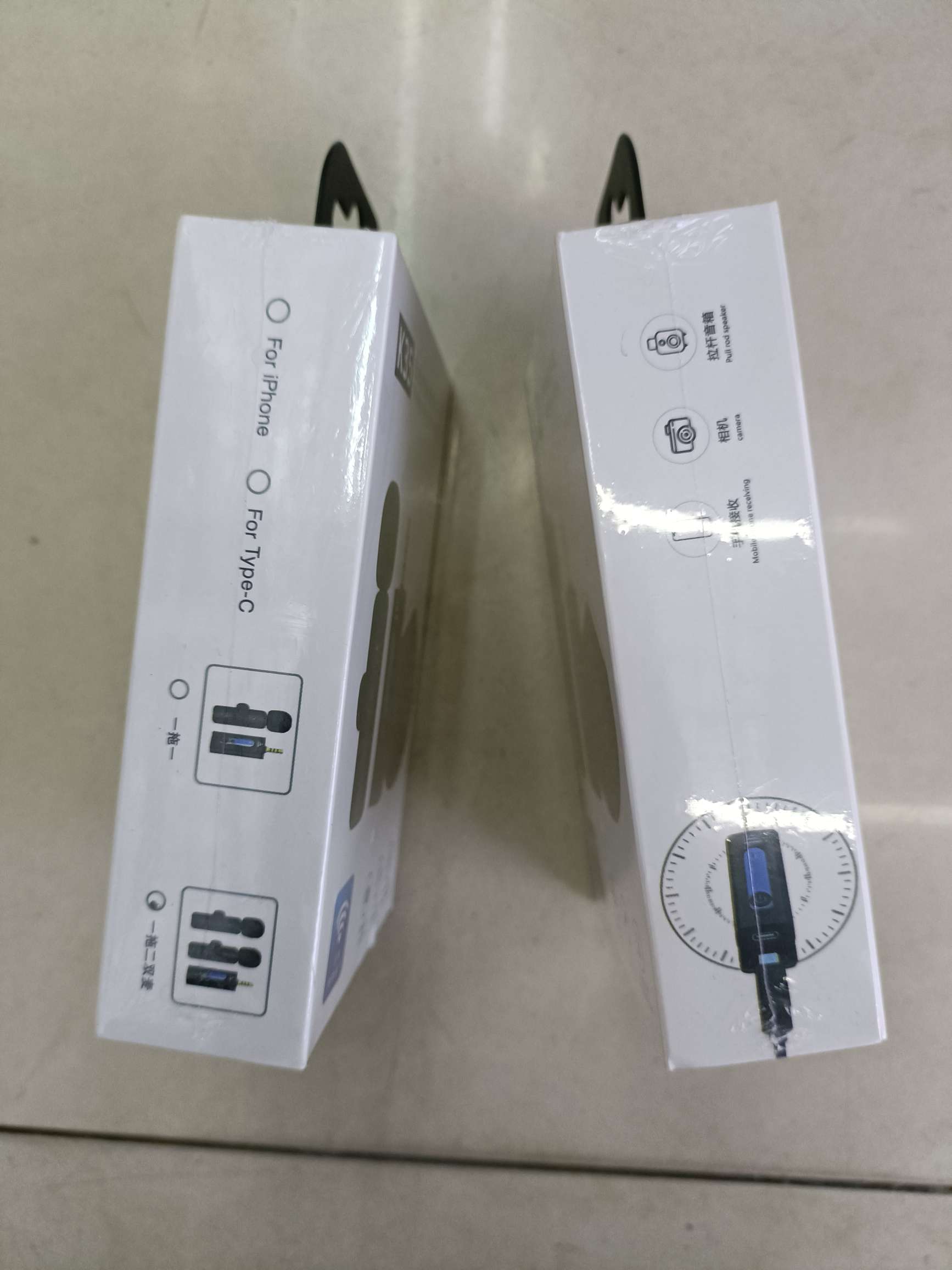 领夹麦克风/单麦克风/双麦克风白底实物图