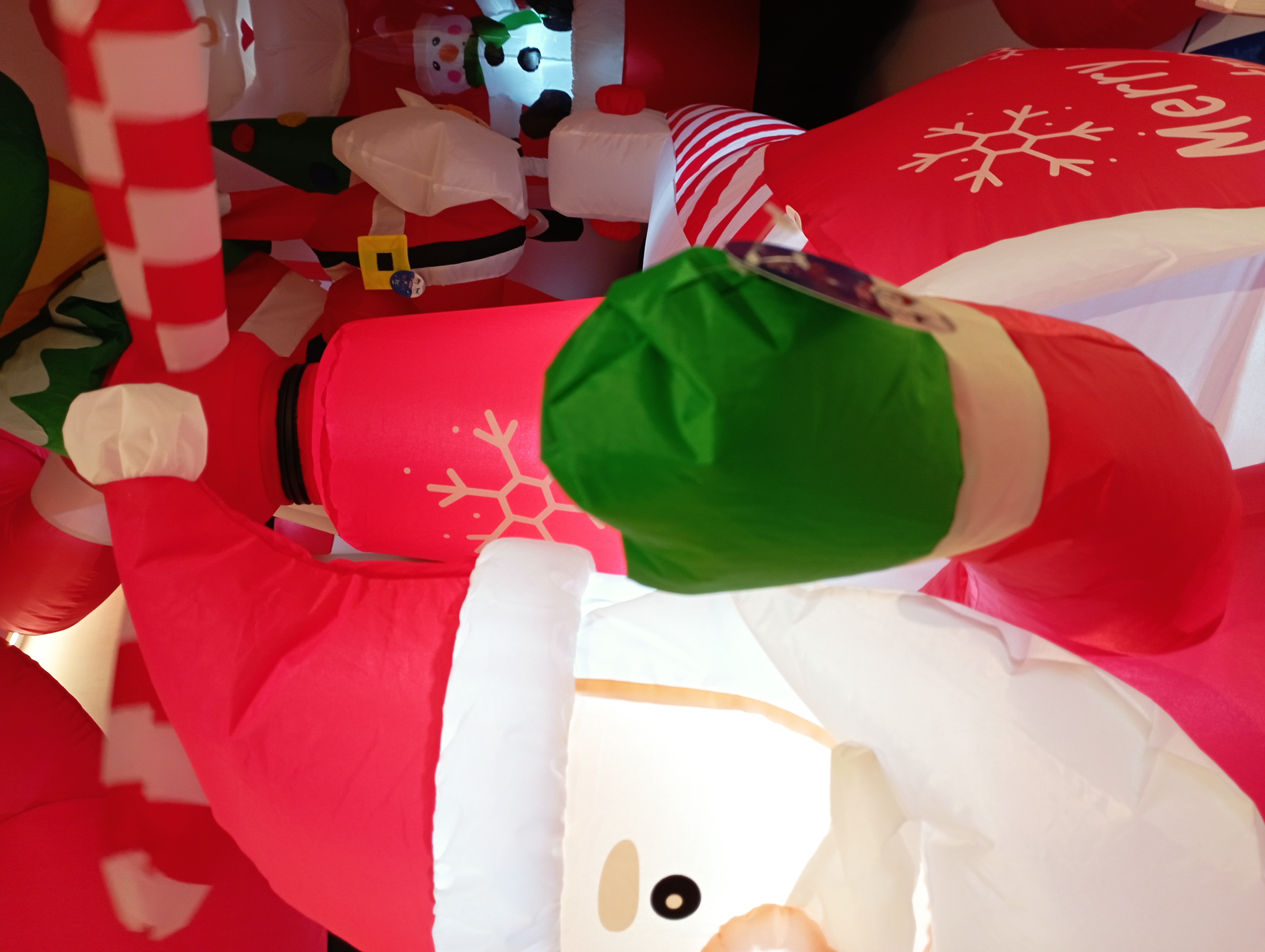 9123 Christmas inflatable mold 1.9-meter Santa Claus flying an airplane Inflatable decoration with a propeller that can rotate Christmas decoration Specification image