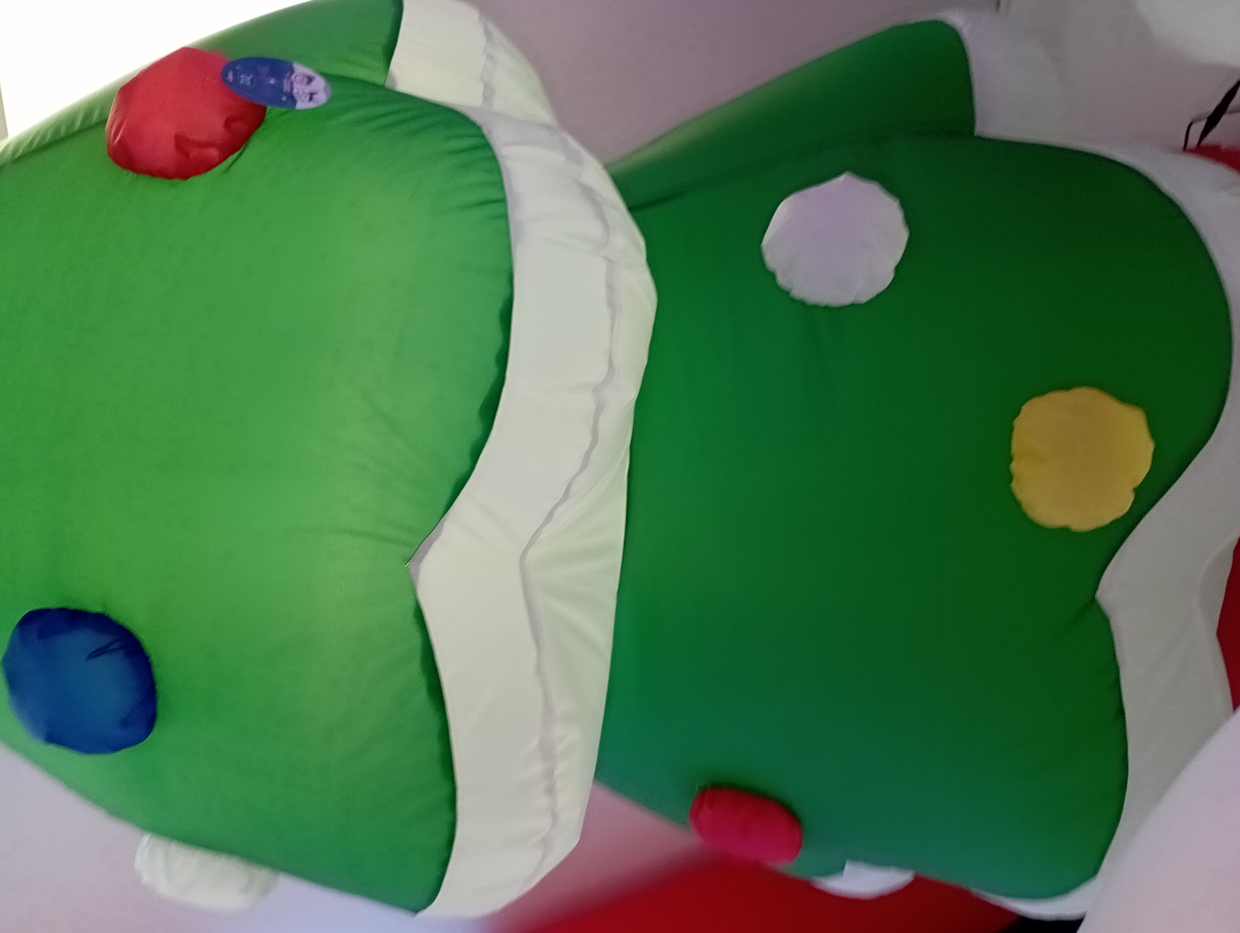 Christmas decoration inflatable mold 2.1-meter rotatable Christmas tree, polyester Christmas decoration for shopping malls and hotels details Picture