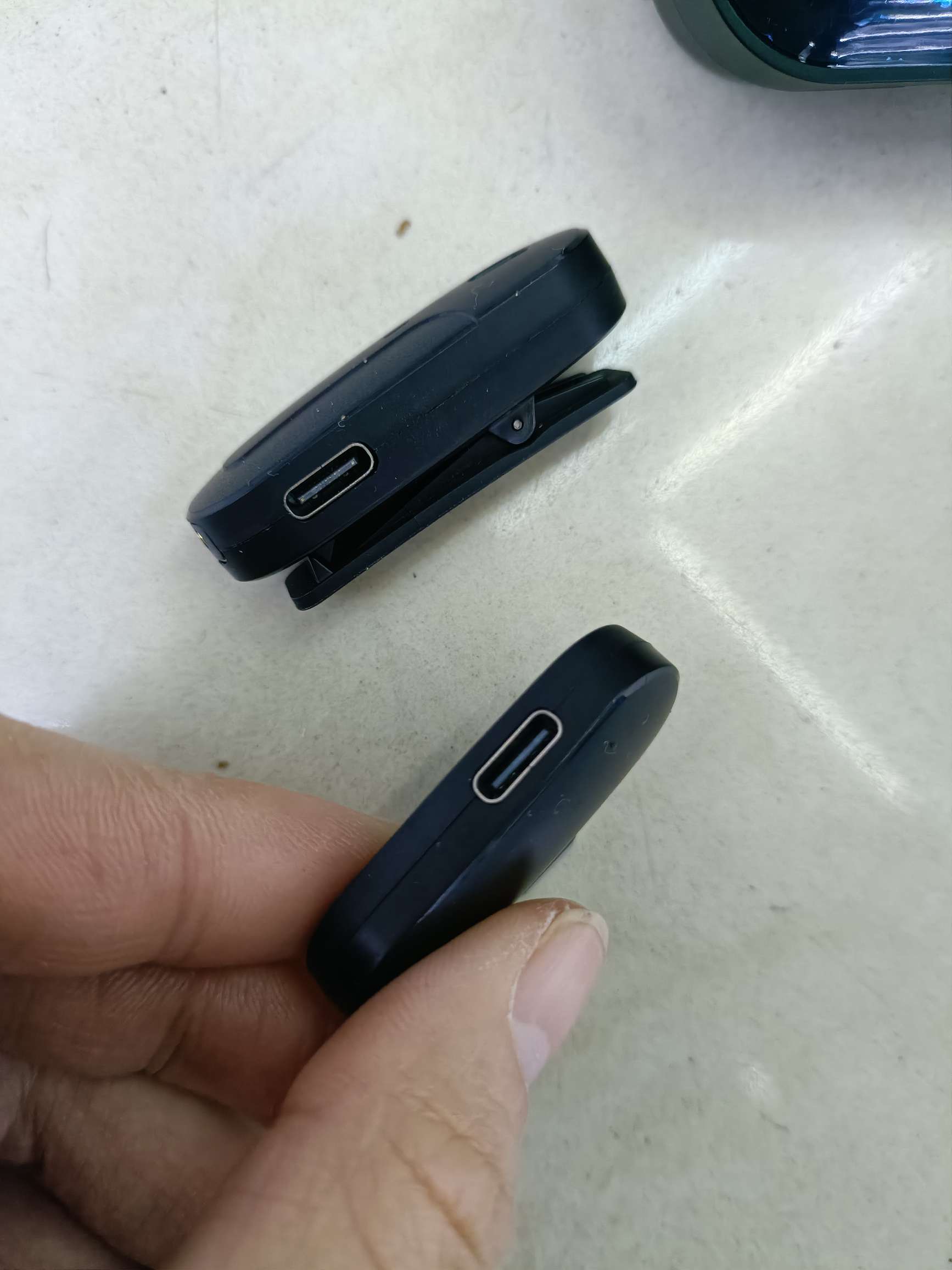 K81一拖一座舱领夹麦克风 座舱充电式
苹果接口/Type-C接口详情图11