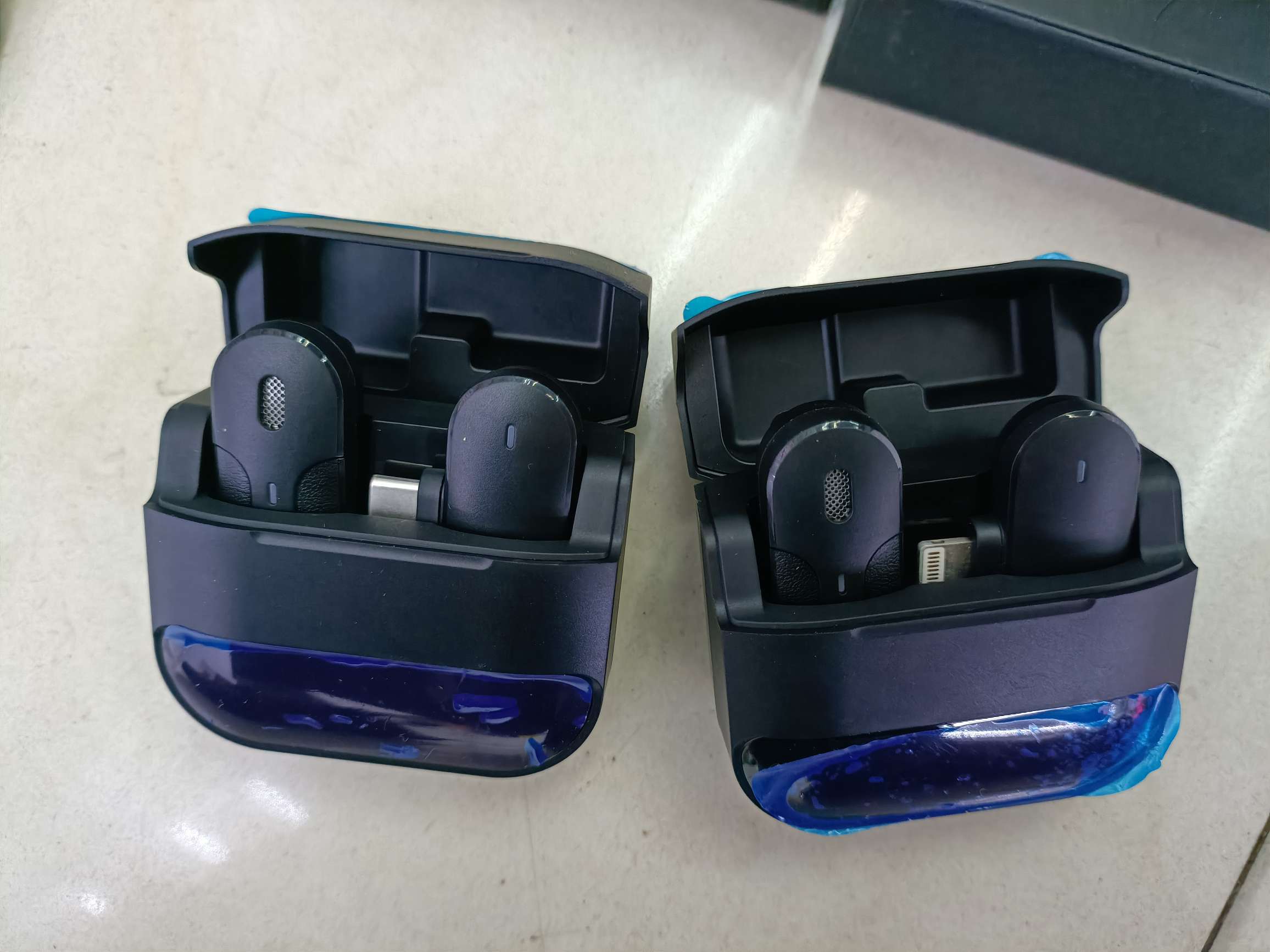 K81一拖一座舱领夹麦克风 座舱充电式
苹果接口/Type-C接口详情图7